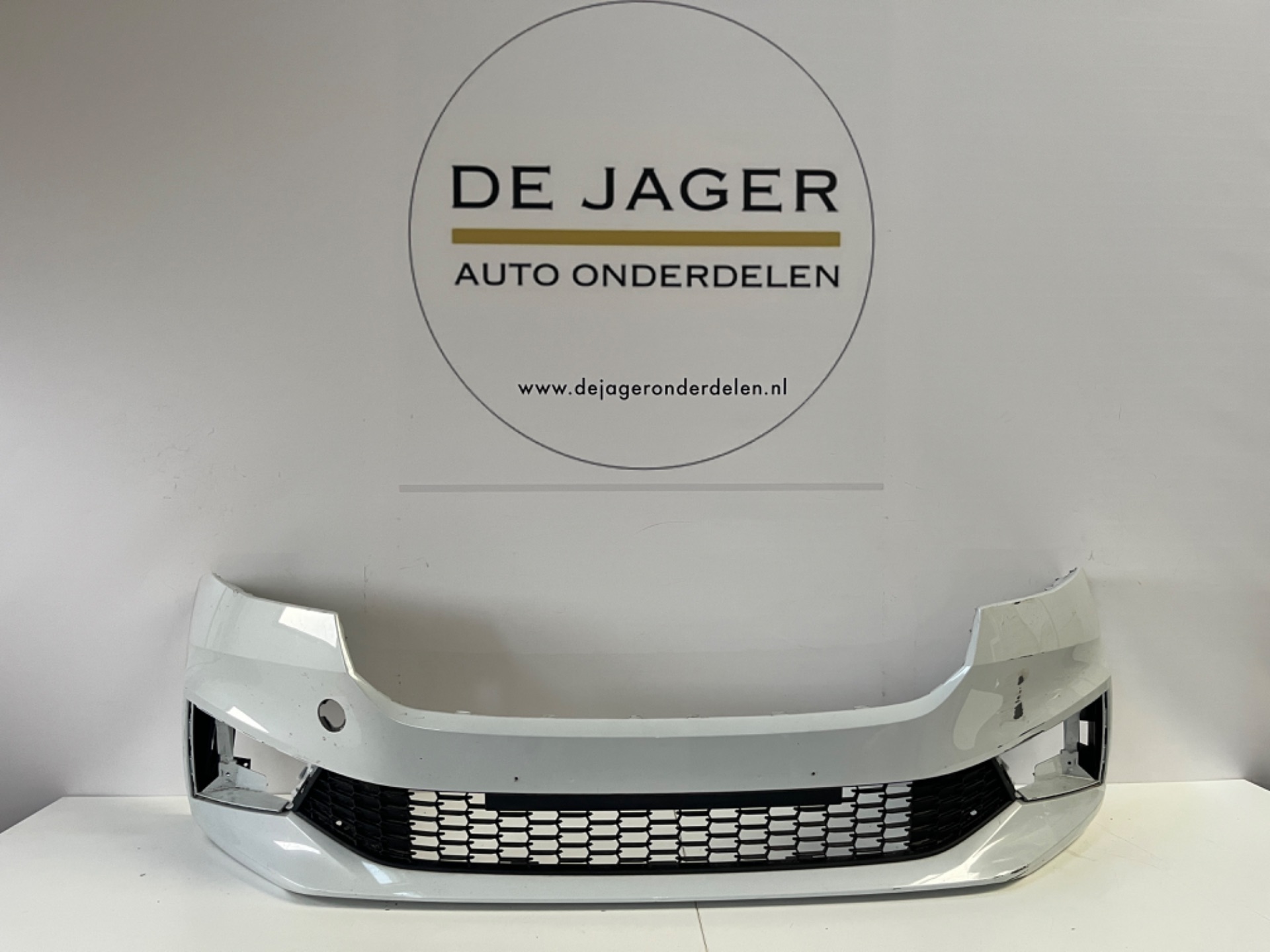 SKODA FABIA 4 FRONTSTOßSTANGE STOßSTANGE 6VA807221 2021-