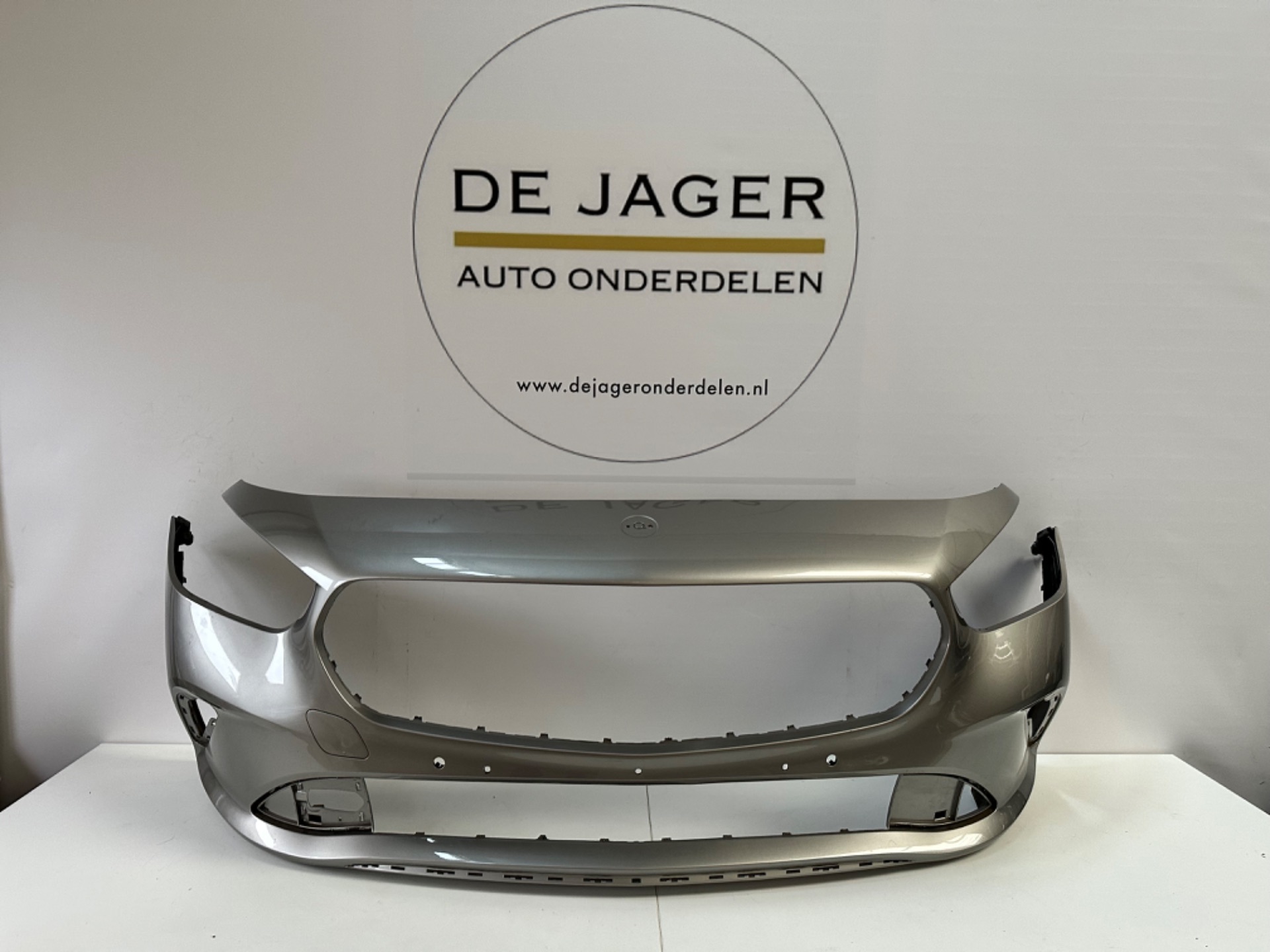 MERCEDES B-KLASSE W247 FRONTSTOßSTANGE STOßSTANGE A2478855300