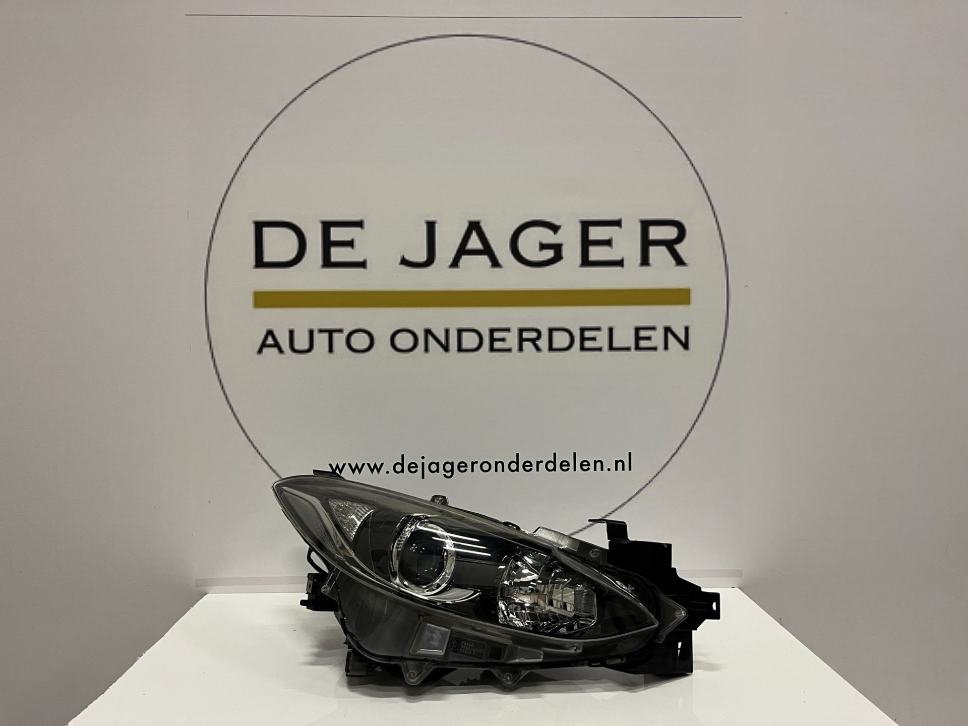 MAZDA 3 KOPLAMP RECHTS BHR151030 2011 - 2015