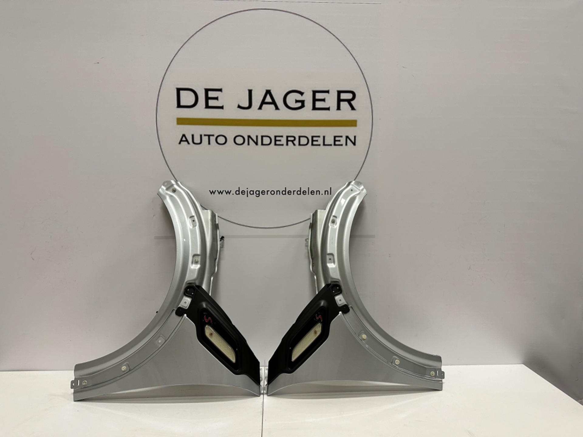 MINI COUNTRYMAN R60 S VOORSCHERM SPATBORD