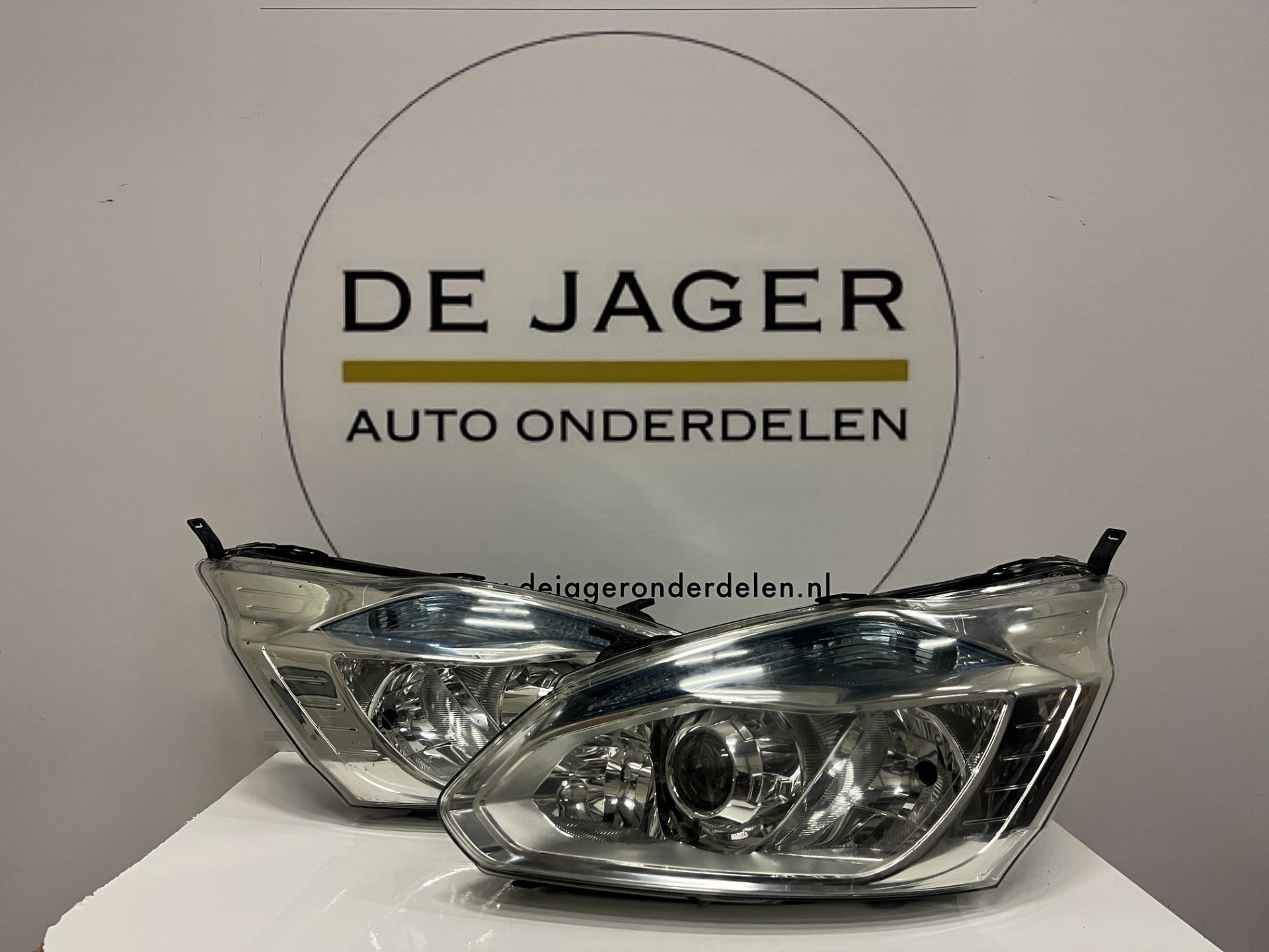 FORD TRANSIT CUSTOM KOPLAMPEN SET BK21130153 BK21130152