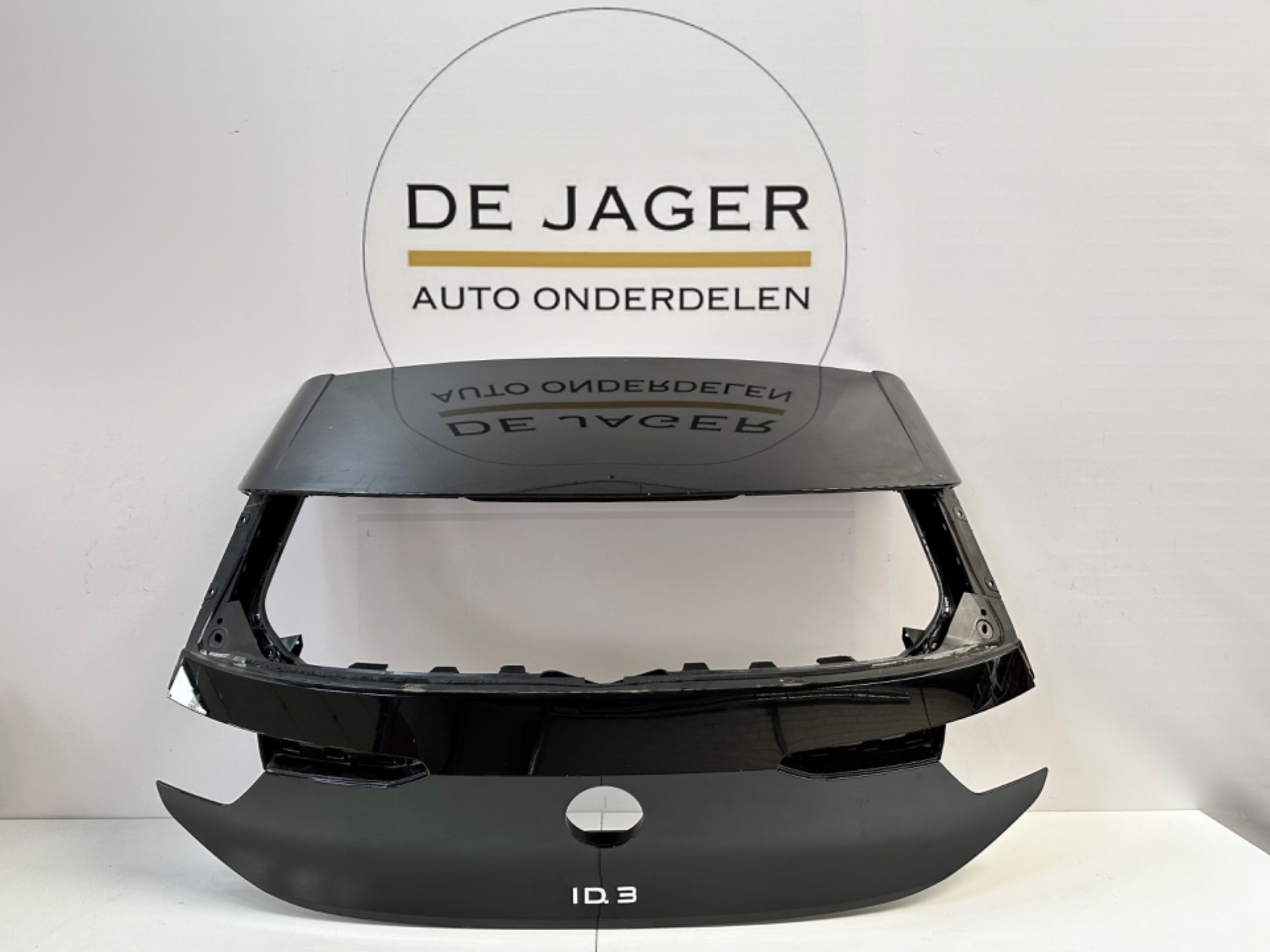 VOLKSWAGEN ID3 TAILGATE TRUNK DOOR