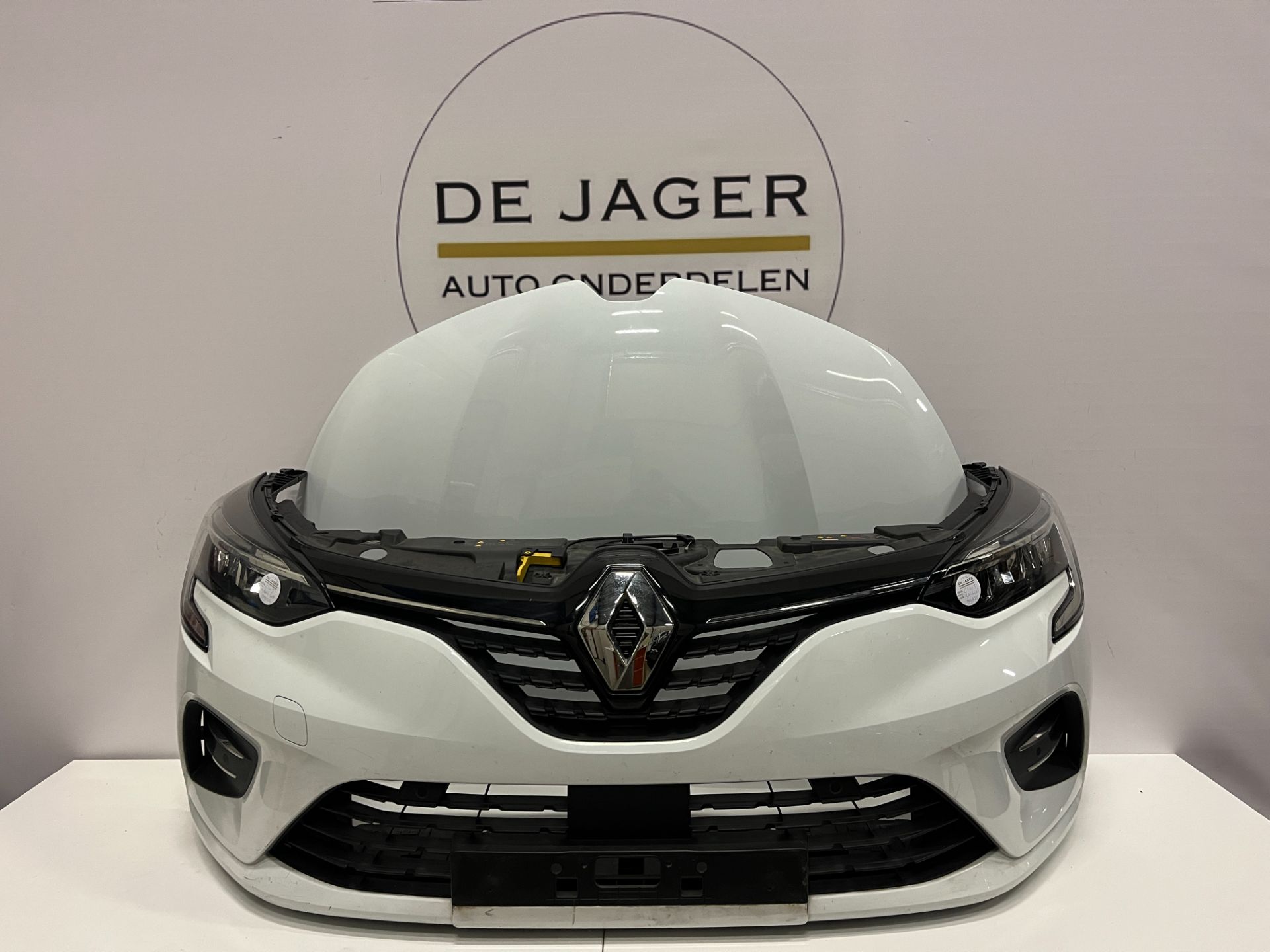 RENAULT CLIO 5 VOORKOP BUMPER MOTORKAP KOPLAMPEN 2019-