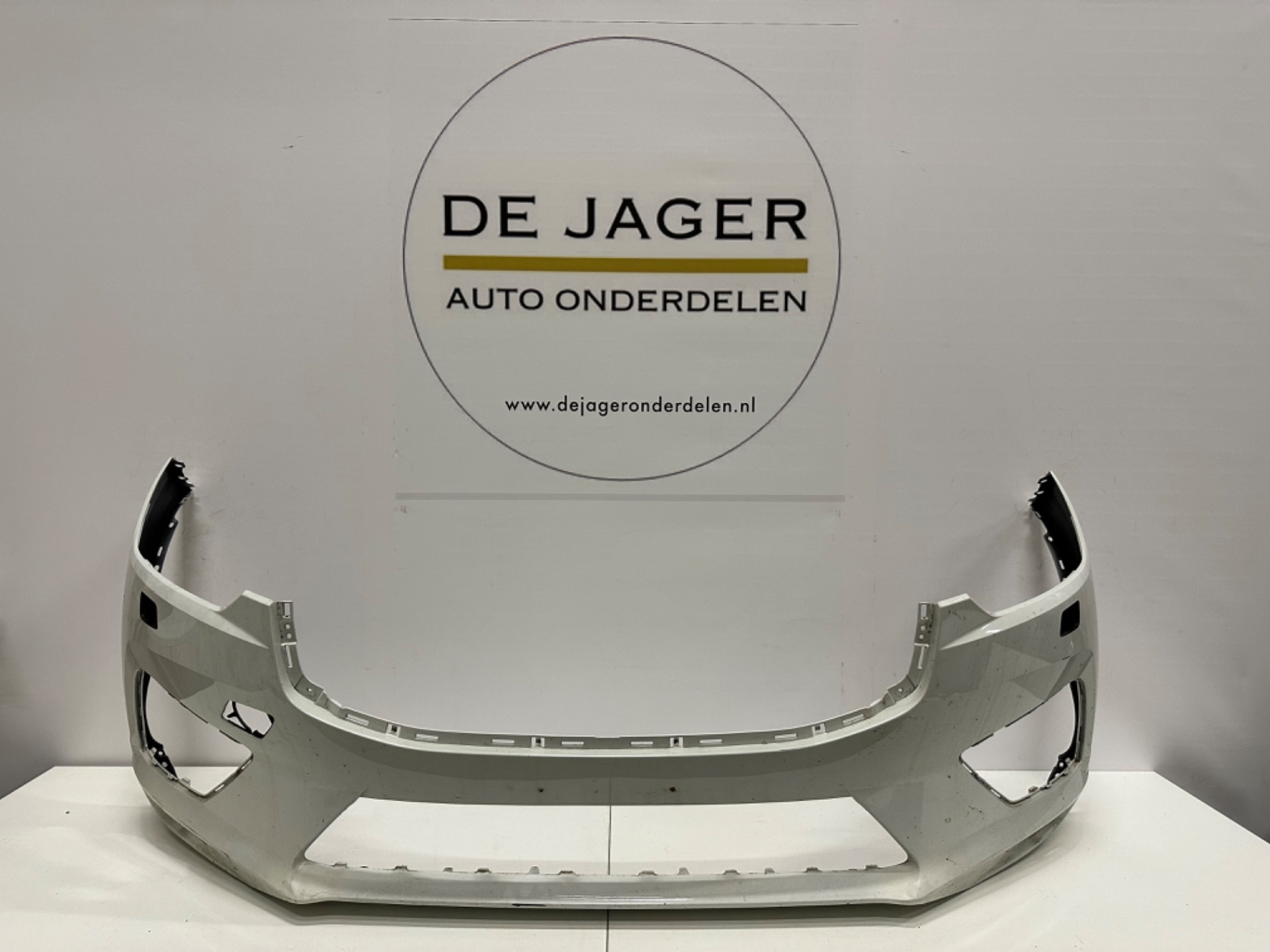 VOLVO XC60 II FRONT BUMPER BUMPER 31425160