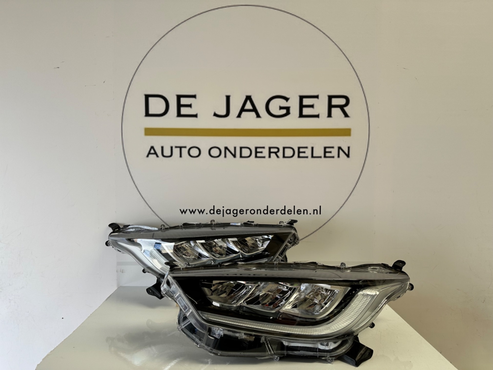 TOYOTA YARIS 4 P21 VOLL-LED-SCHEINWERFER-SET LINKS RECHTS