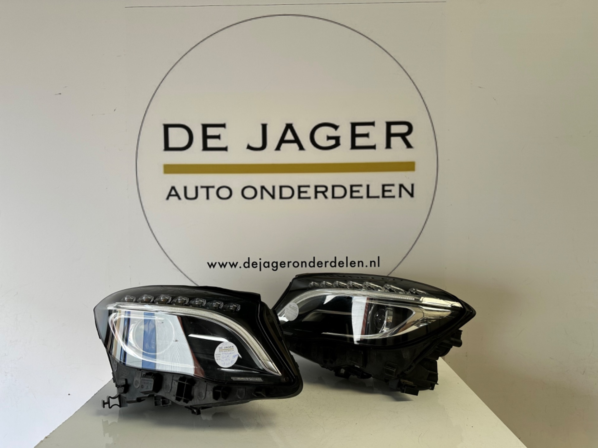 MERCEDES C KLASSE W205 HIGH PERFORMANCE SET KOPLAMPEN