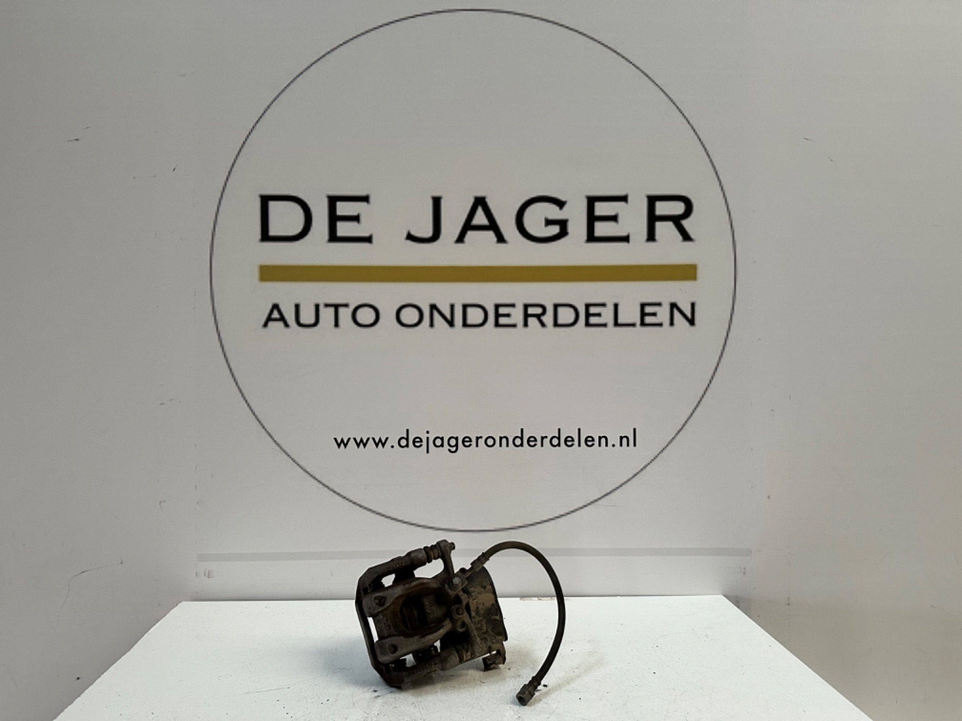 MERCEDES A B CLA GLA GLB REMKLAUW A2474230498 RECHTSACHTER