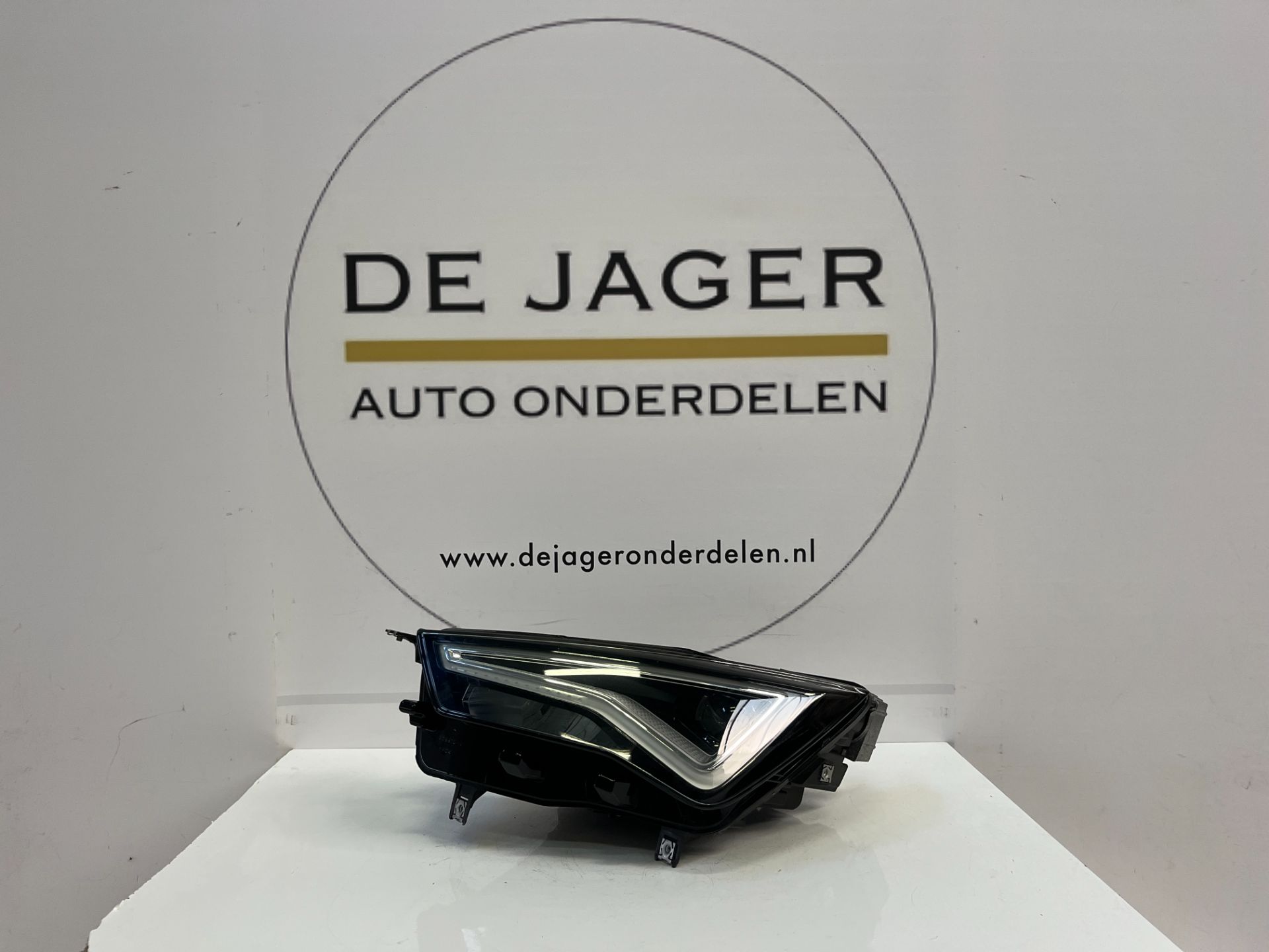 SEAT ATECA FACELIFT VOL LED KOPLAMP LIENS 576941031B 2020-