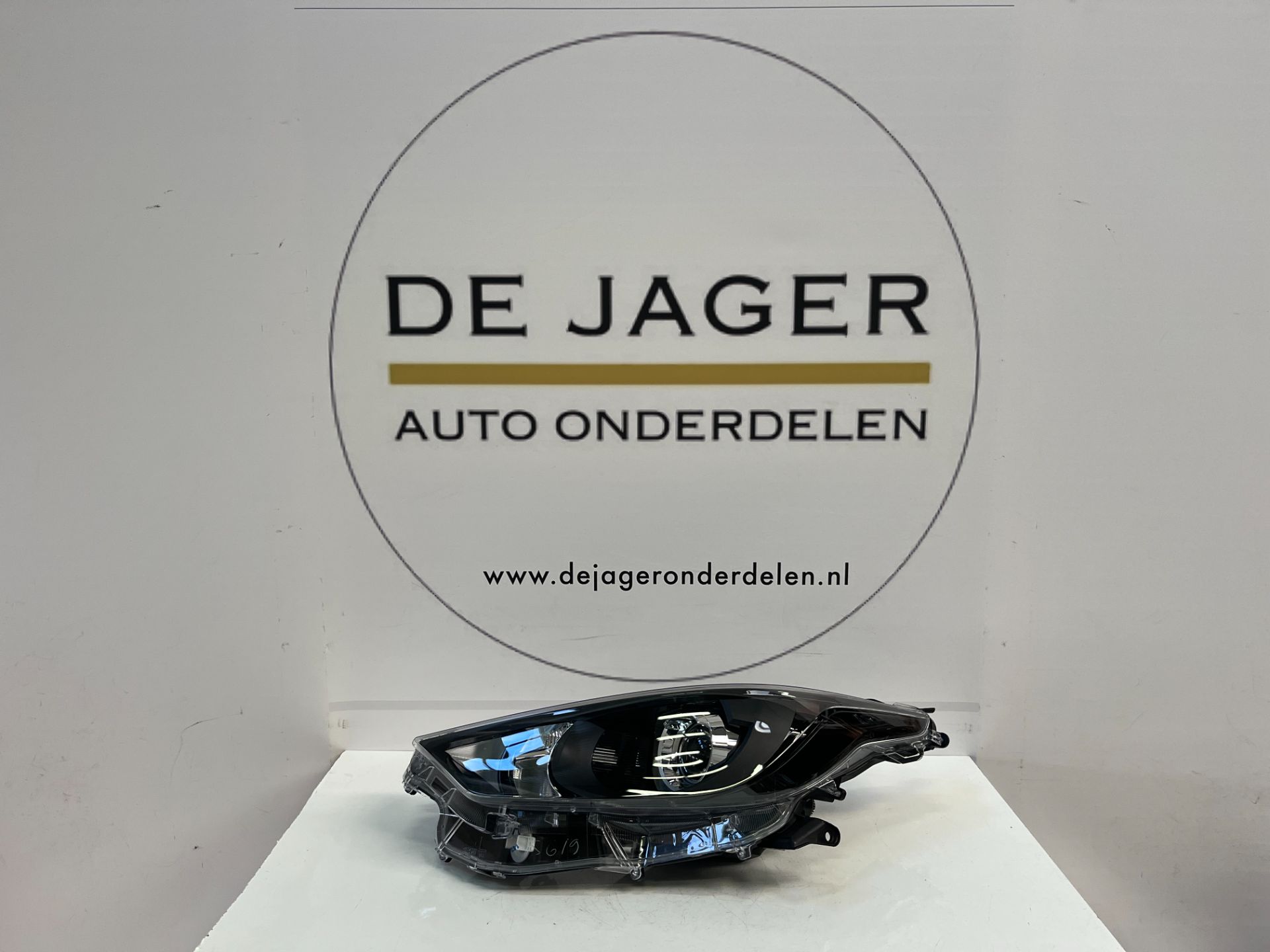 TOYOTA YARIS IV 4 P21 KOPLAMP LINKS ORIGINEEL