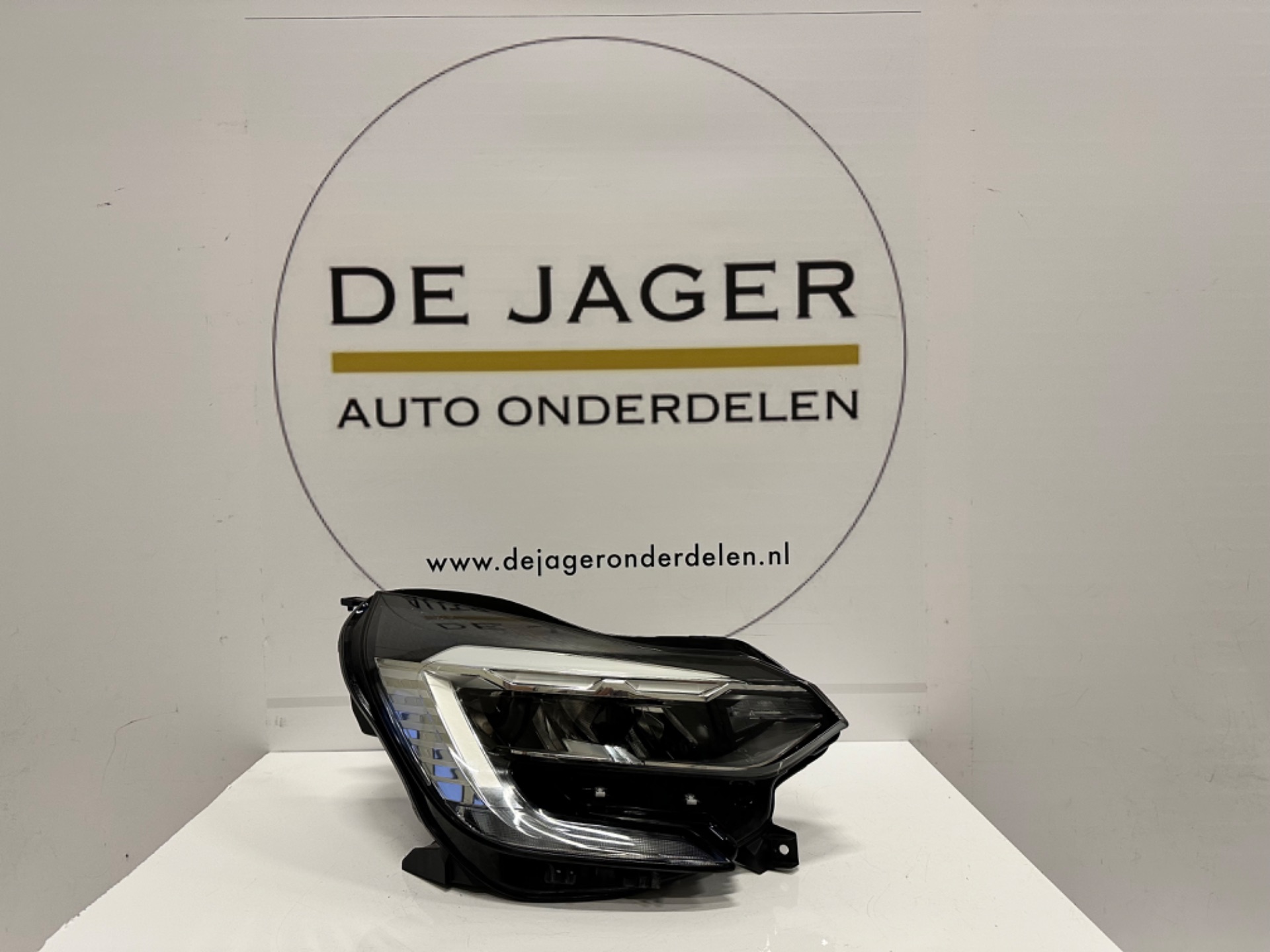RENAULT CAPTUR II KOPLAMP LED PURE VISION 260104095R RECHTS
