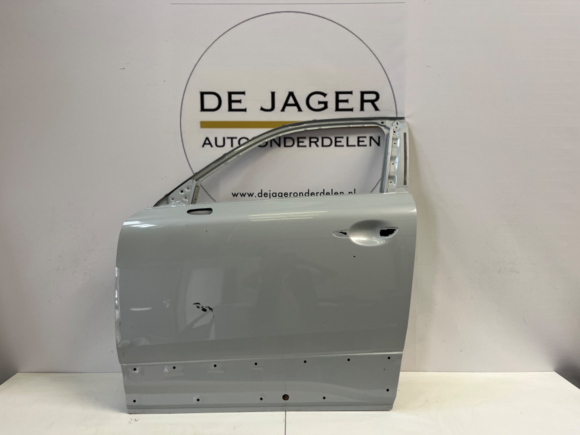 MAZDA MX30 MX-30 DEUR PORTIER LINKS VOOR DN4E59010 2020-