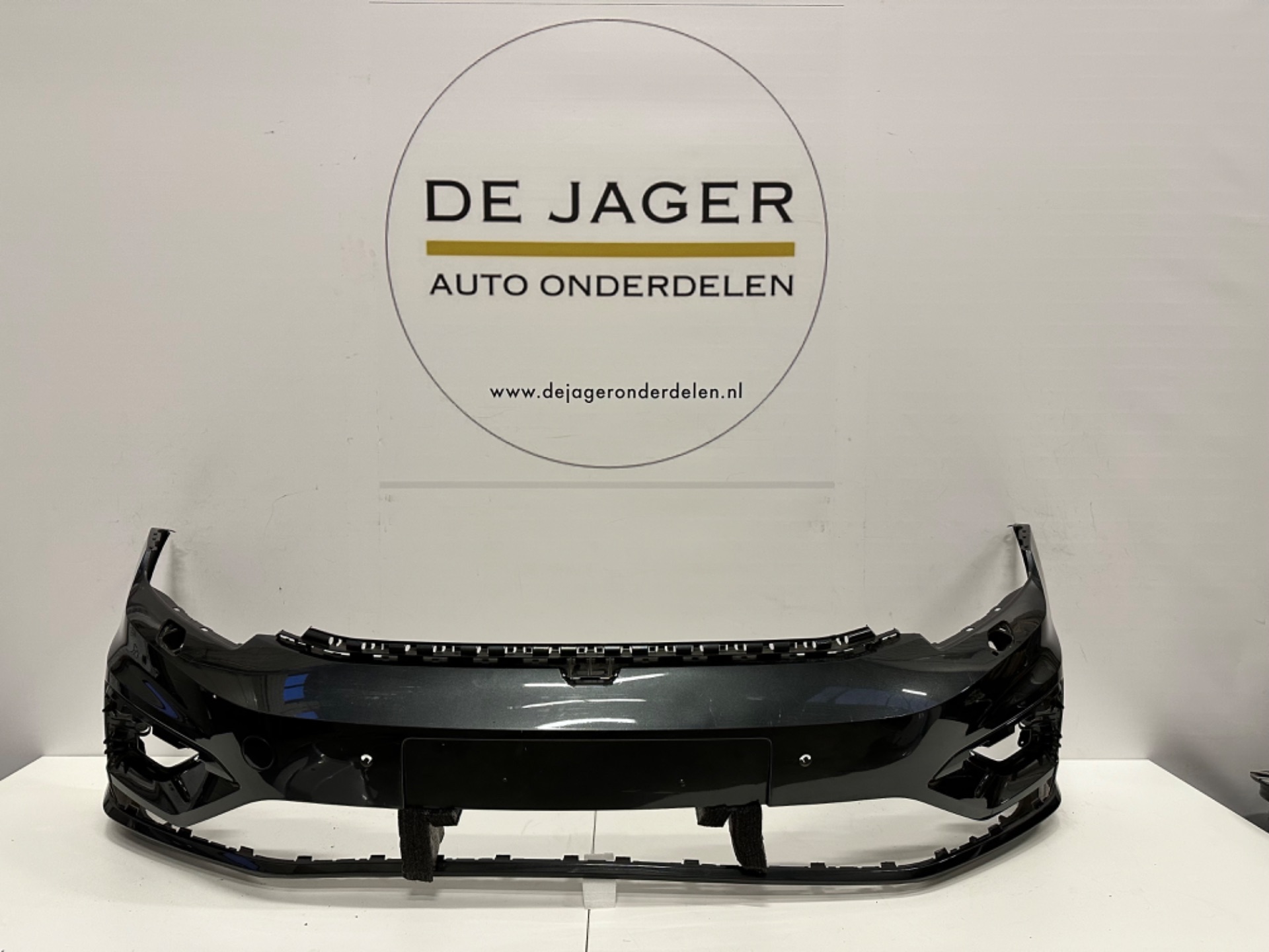 PARE-CHOC AVANT VW SPORTSVAN 510 R LINE 510807221L