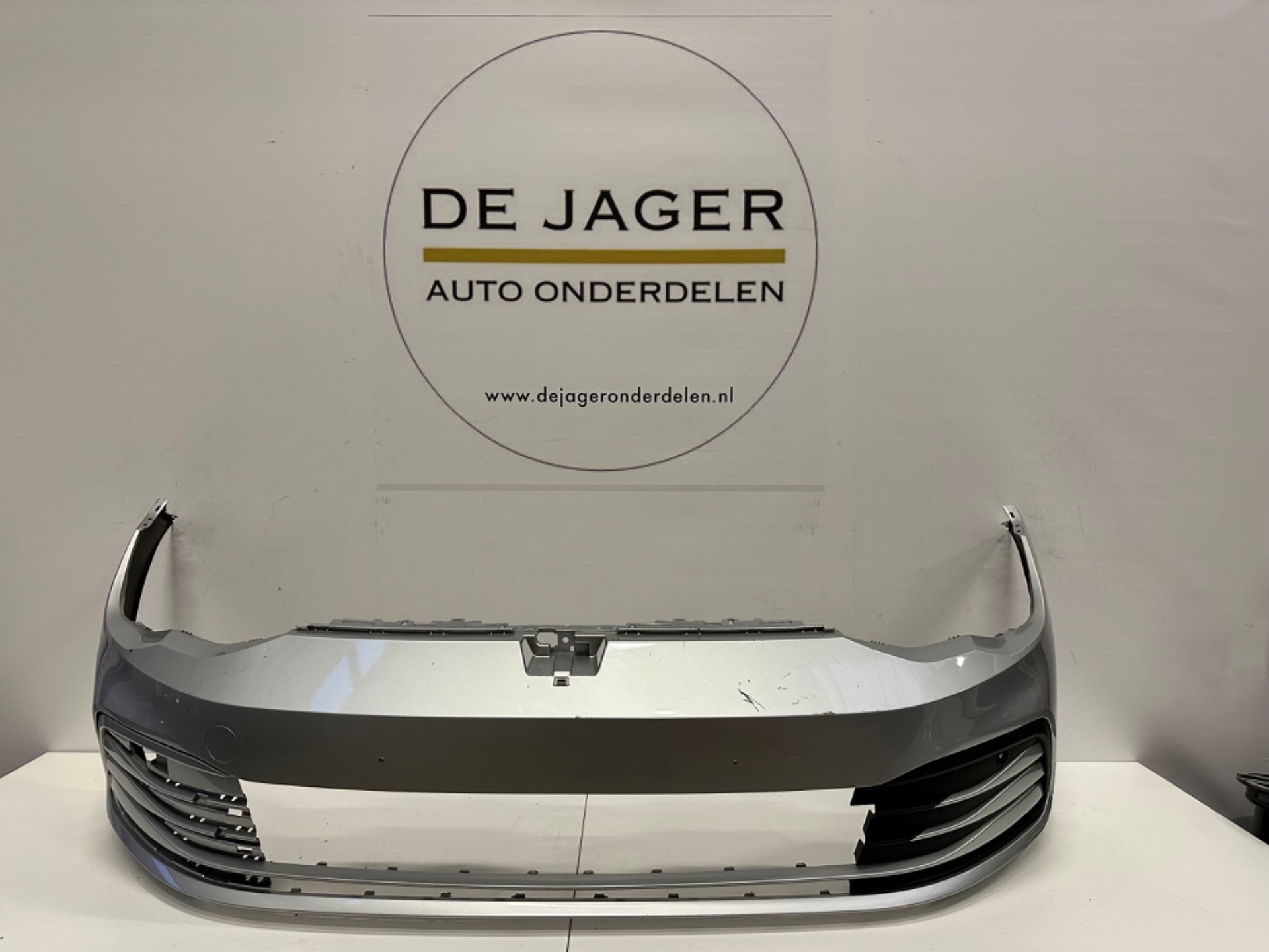 VW GOLF 8 VIII FRONT BUMPER BUMPER 4xPDC 5H6807221J