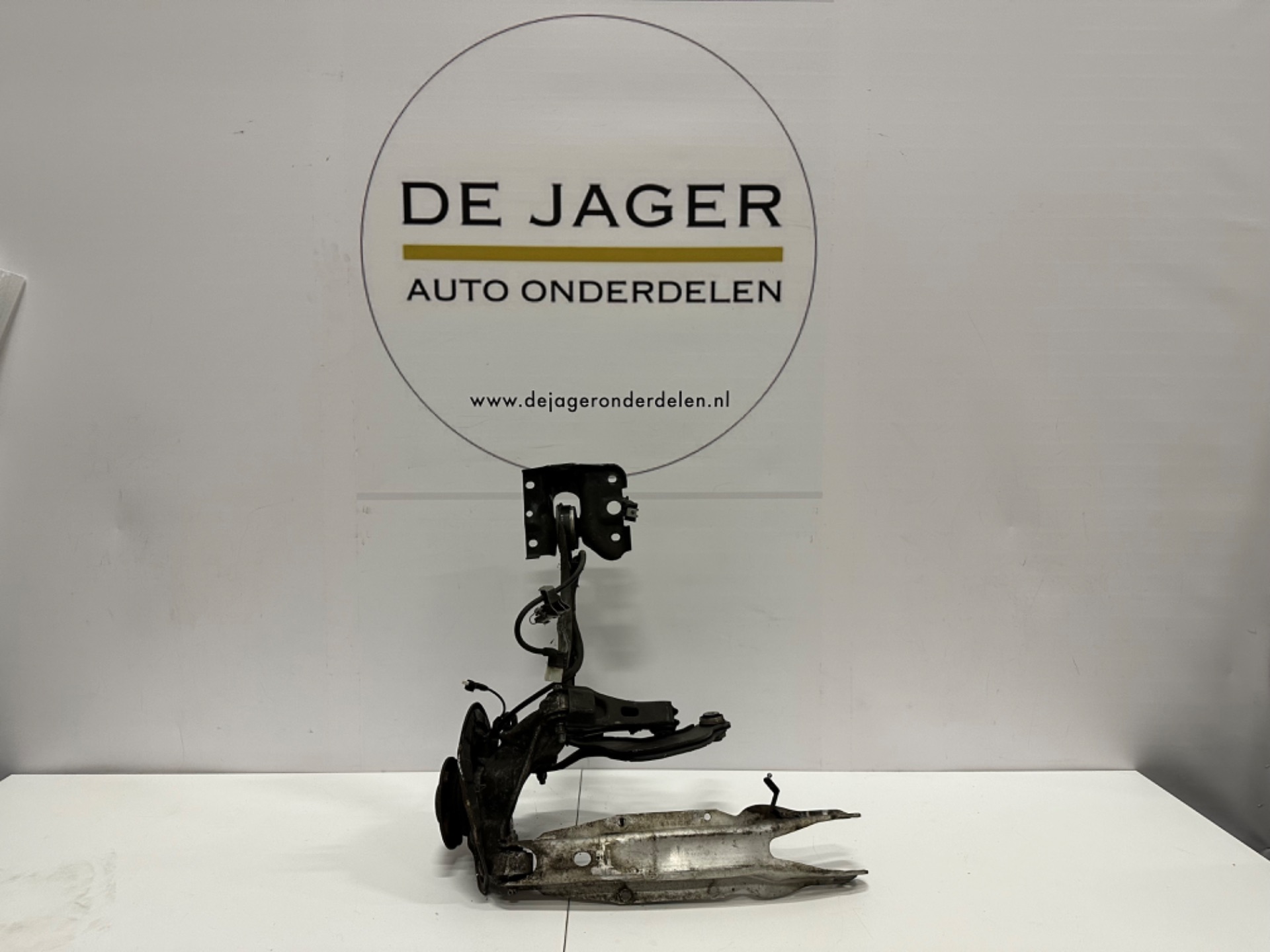 MERCEDES A247 A B CLA GLA GLB WIELOPHANGING RECHTSACHTER