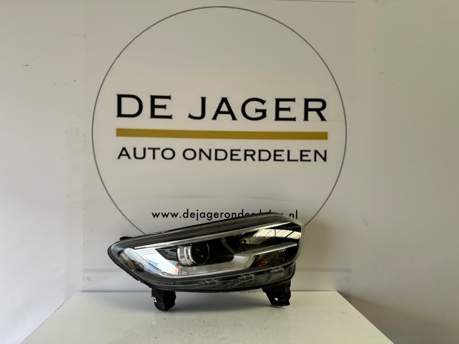 RENAULT KADJAR LED KOPLAMP RECHTS ORIGINEEL 260107249R