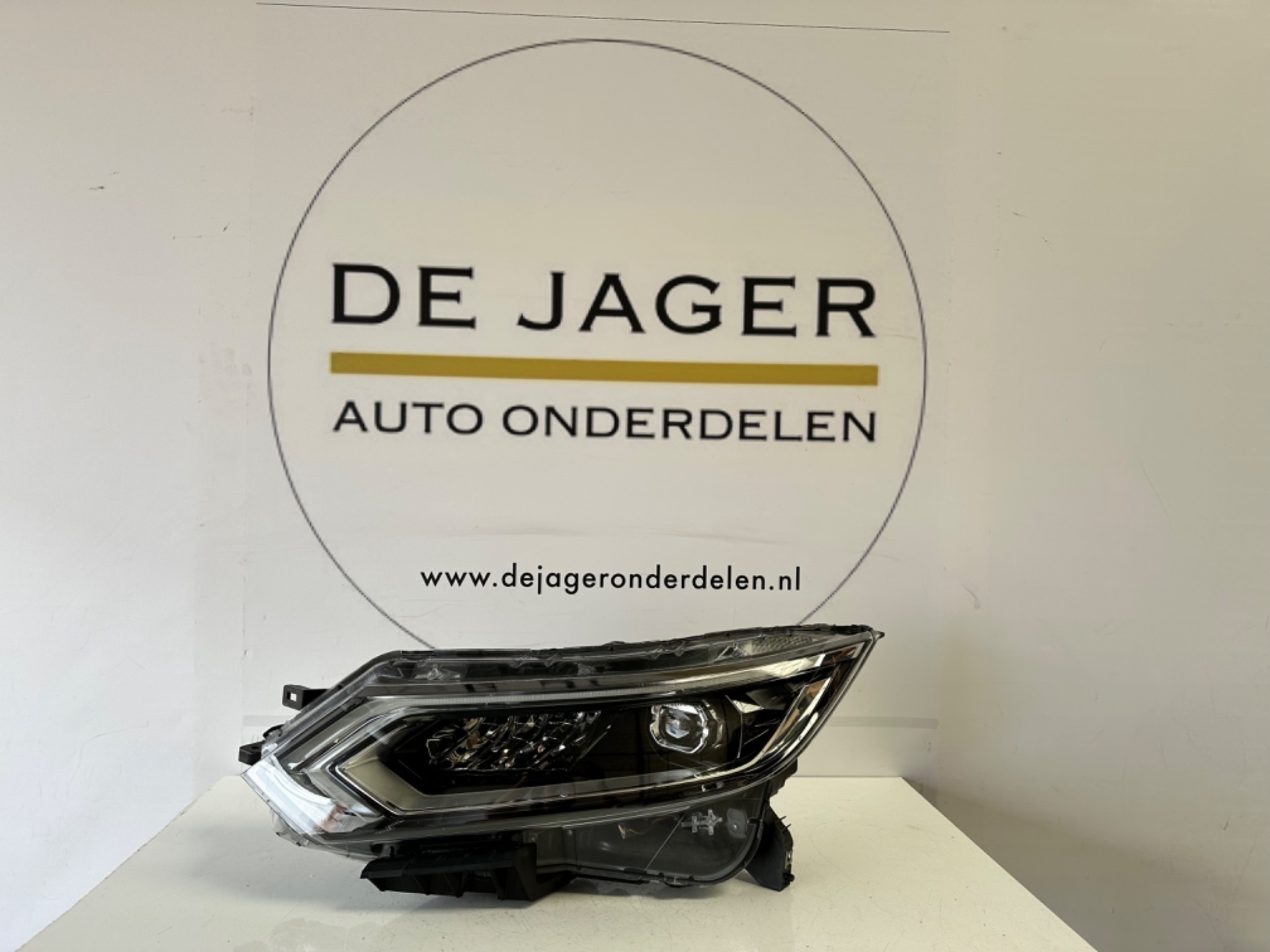 NISSAN QASHQAI J11 FACELIFT VOL LED KOPLAMP LINKS 100-19011
