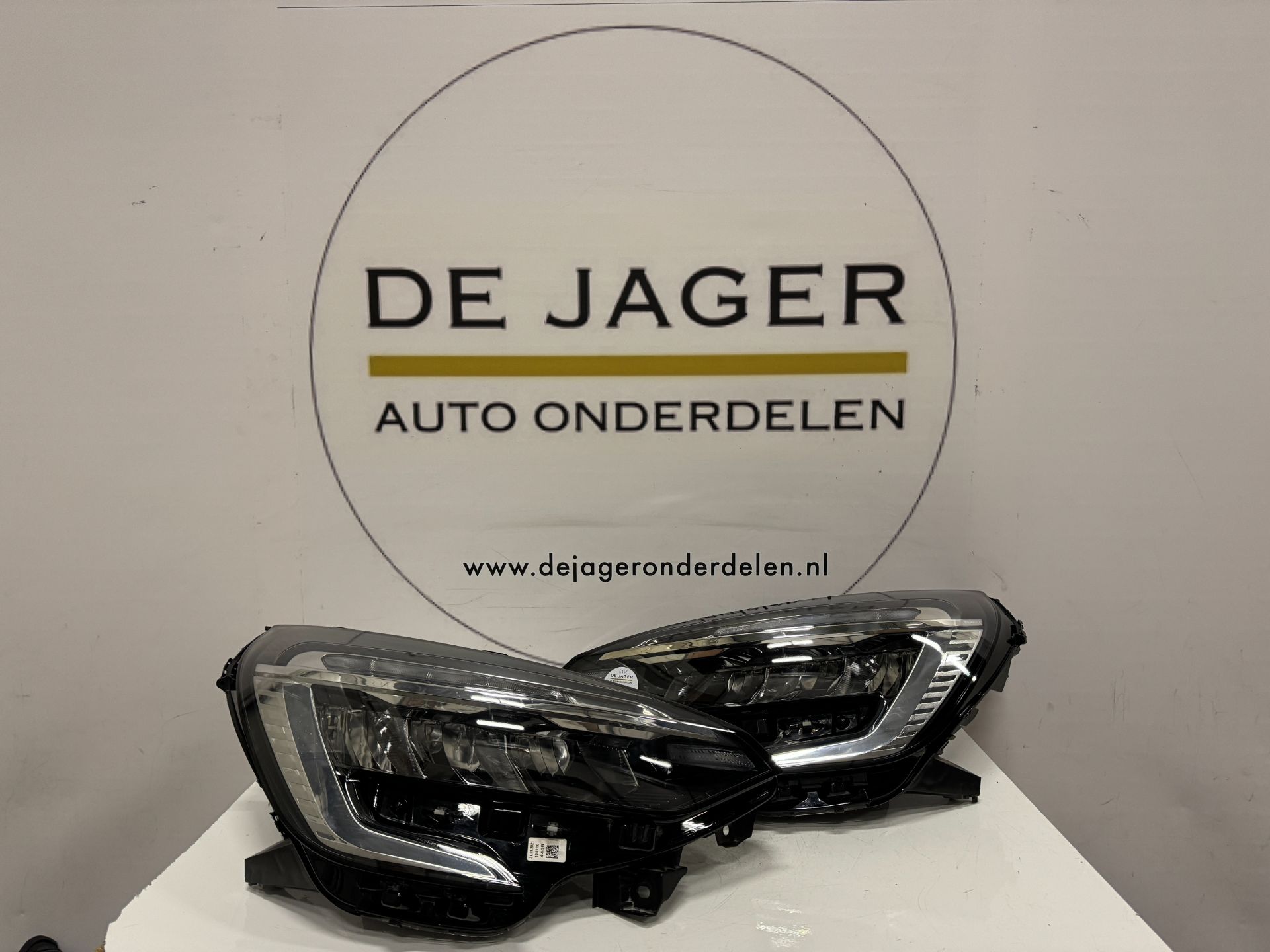 RENAULT CLIO 5 KOPFLEUCHTEN LED VISION 260609987R 260100902R
