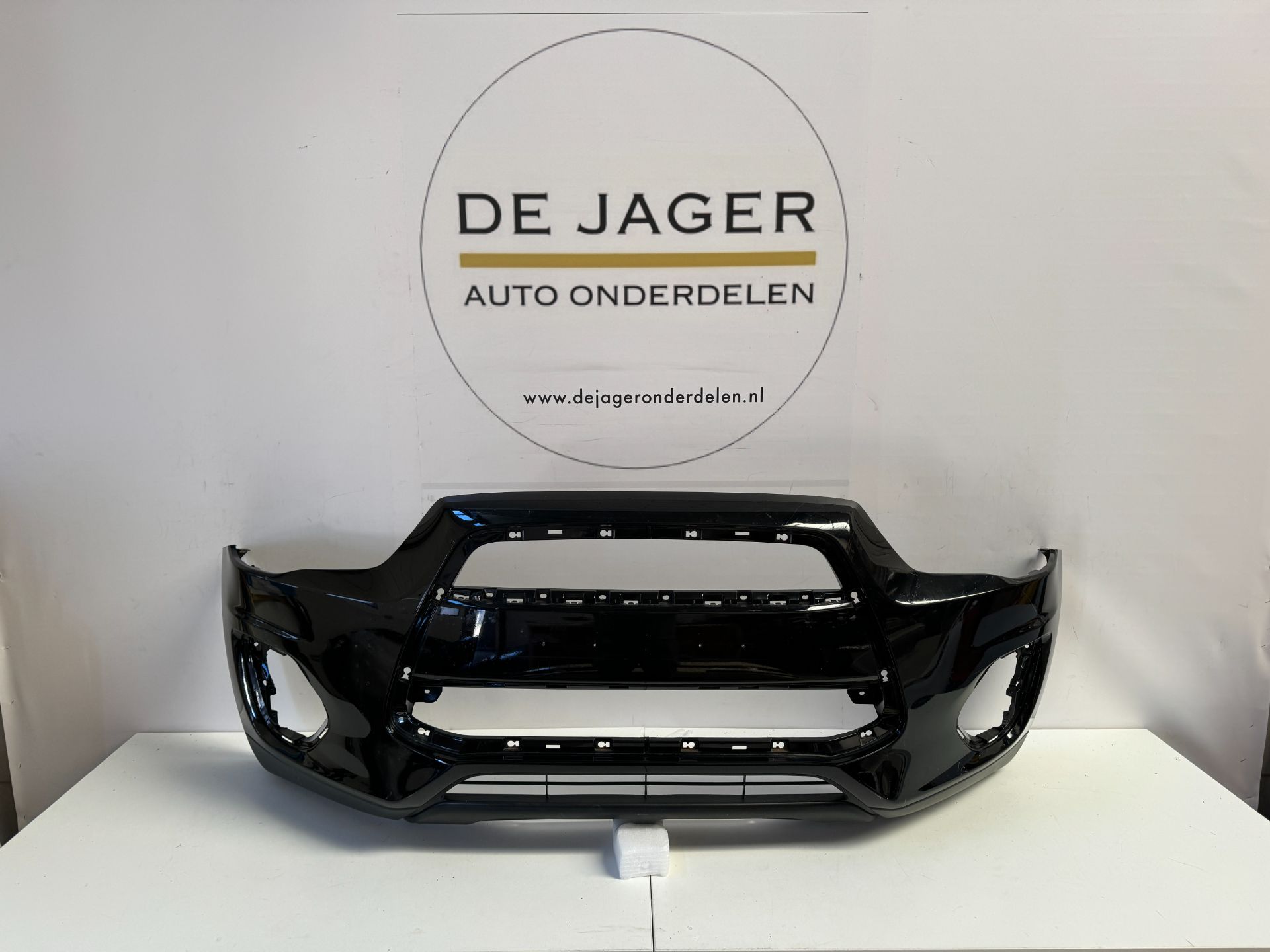 MITSUBISHI ASX FACELIFT VOORBUMPER BUMPER 6400F649ZZ 2013-