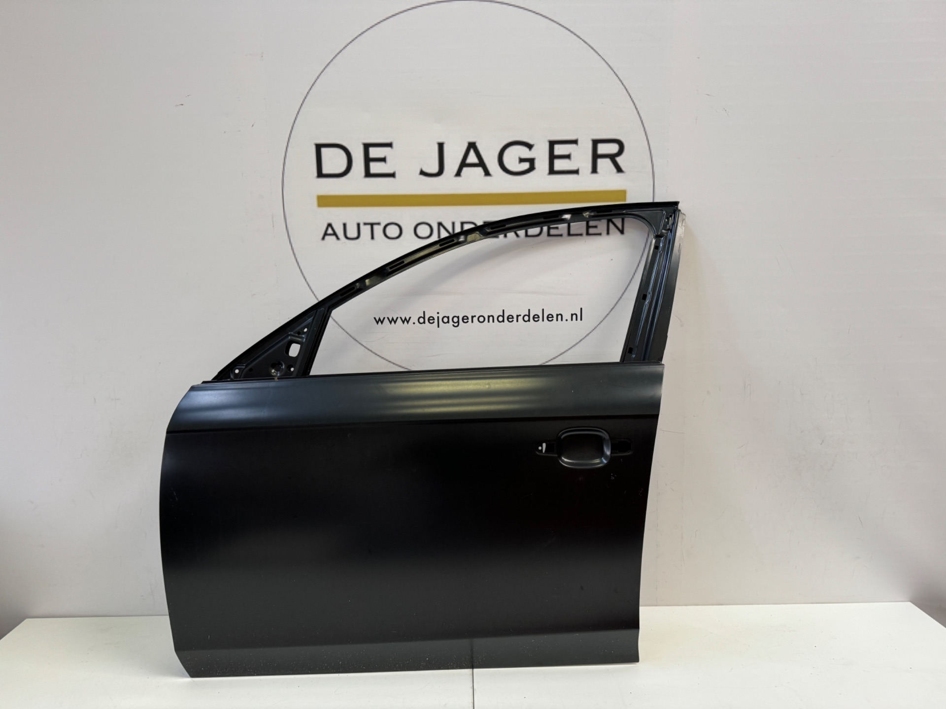 AUDI A4 8K DEUR PORTIER LINKS VOOR 8K0831051J 2007-