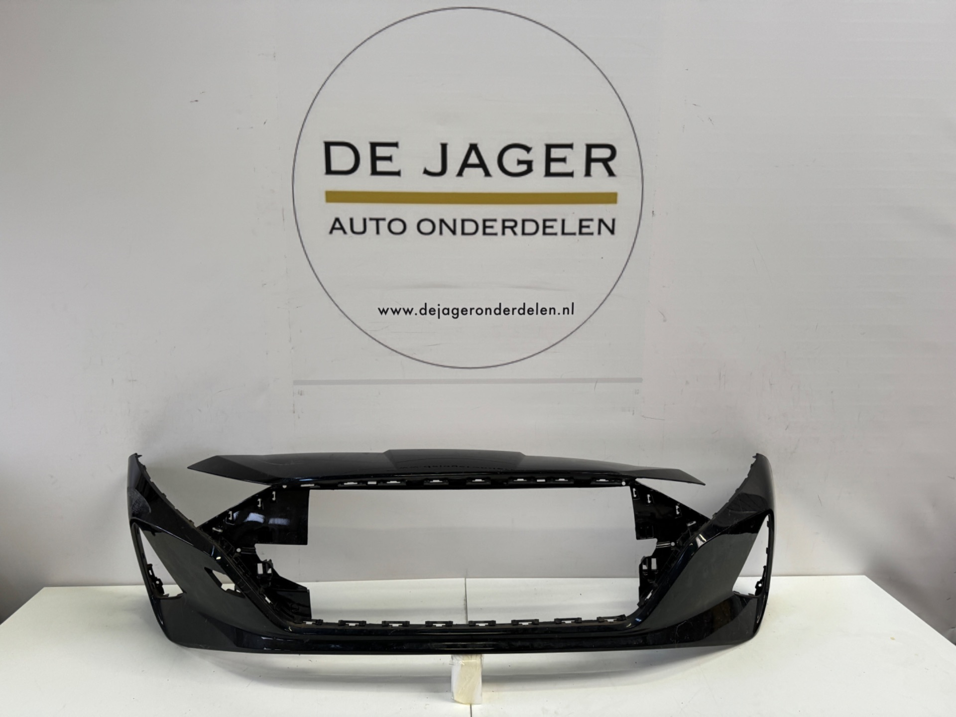 HYUNDAI i20 3 FACELIFT VOORBUMPER BUMPER 86511-Q0000 2020-