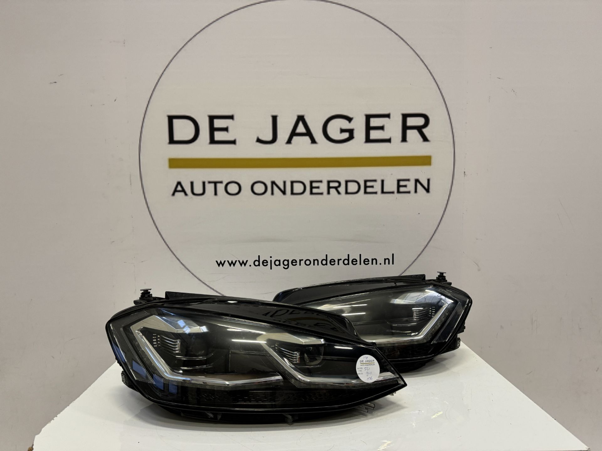 VW GOLF 7 7.5 FACELIFT VOL LED KOPLAMP 5G1941035 5G1941036