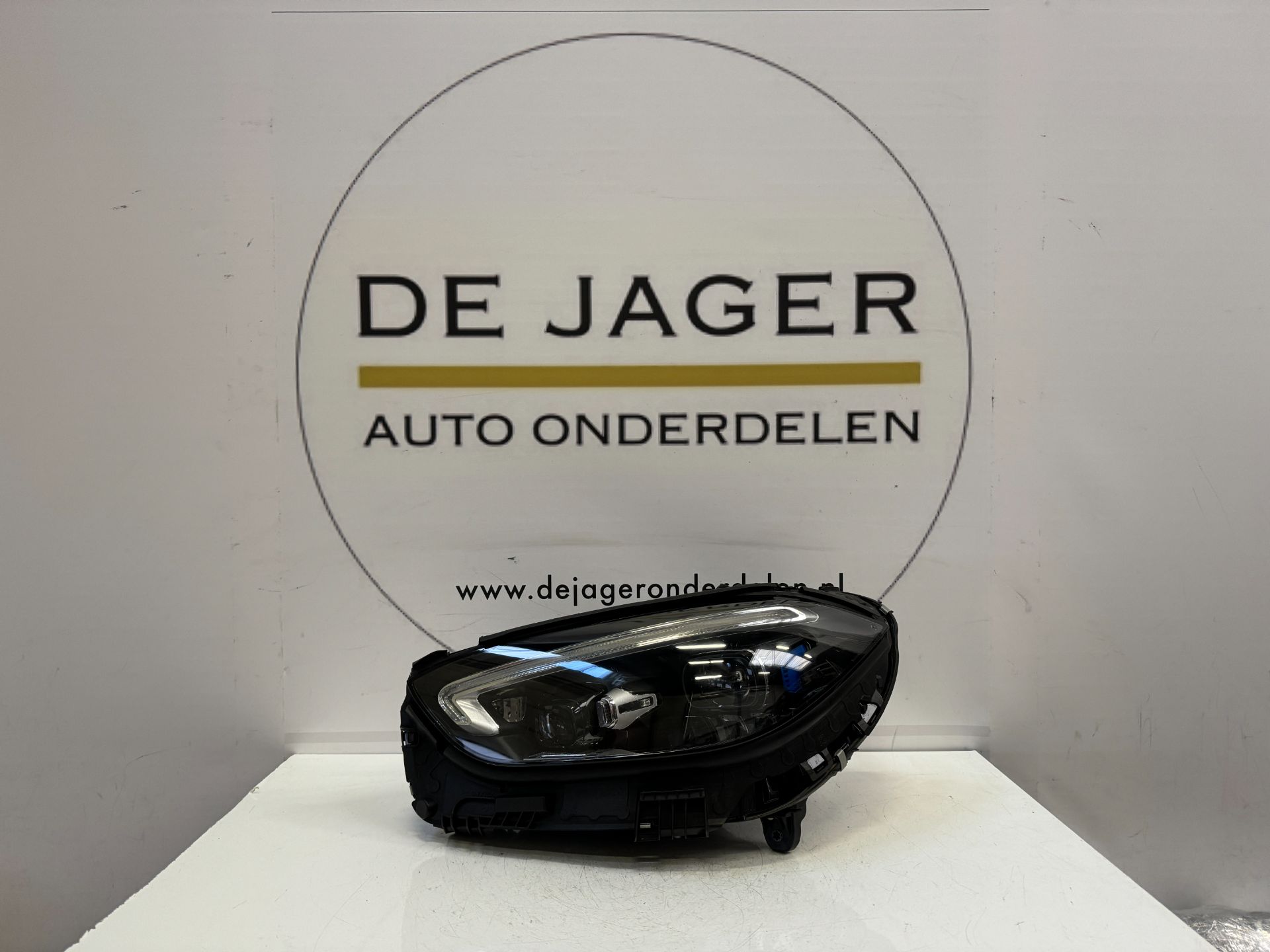 MB C KLASSE W206 KOPLAMP DIGITAL LIGHT LINKS A2069062104