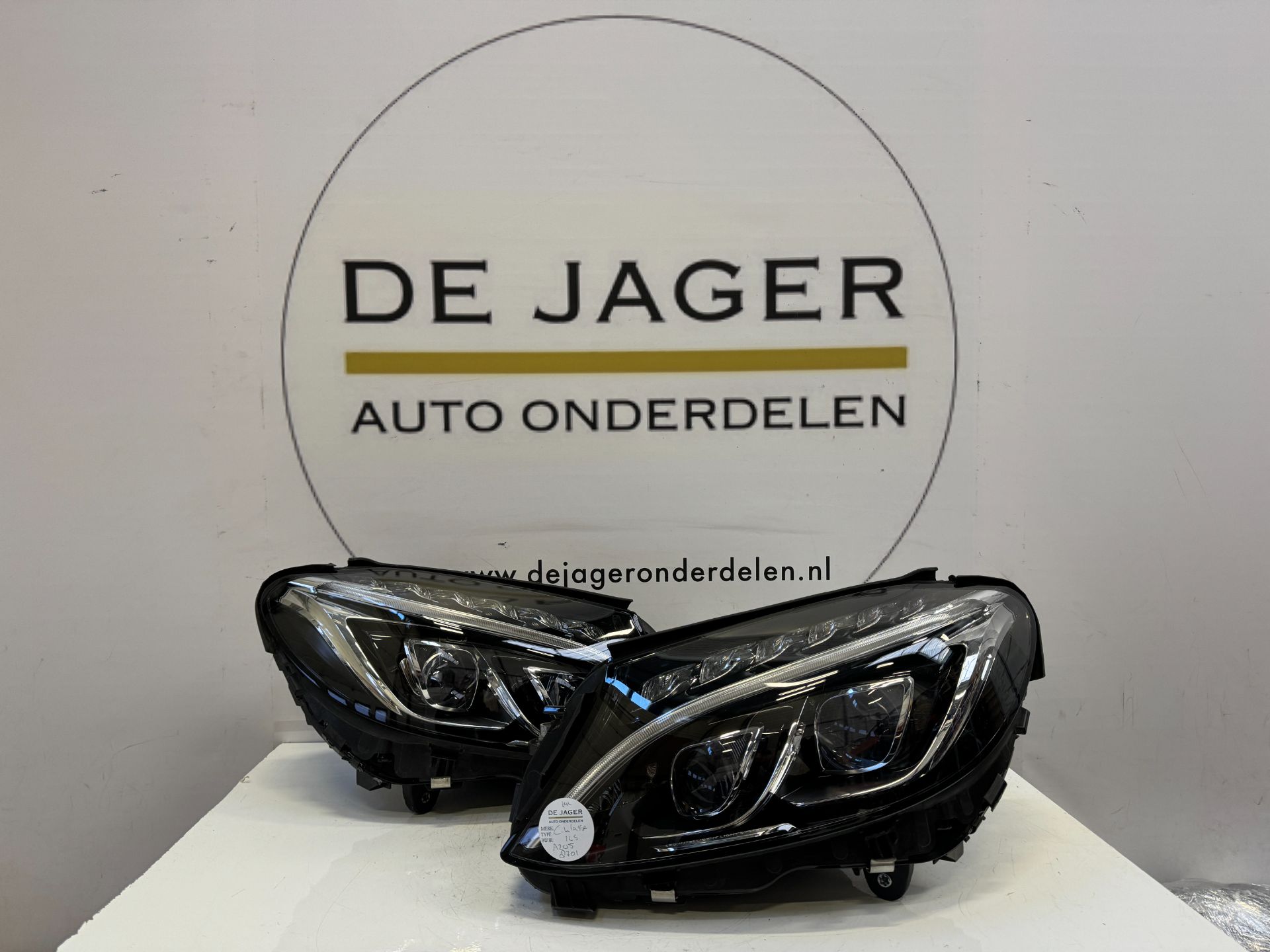 MERCEDES C KLASSE W205 ILS KOPLAMPEN A2059068701 A2059063204