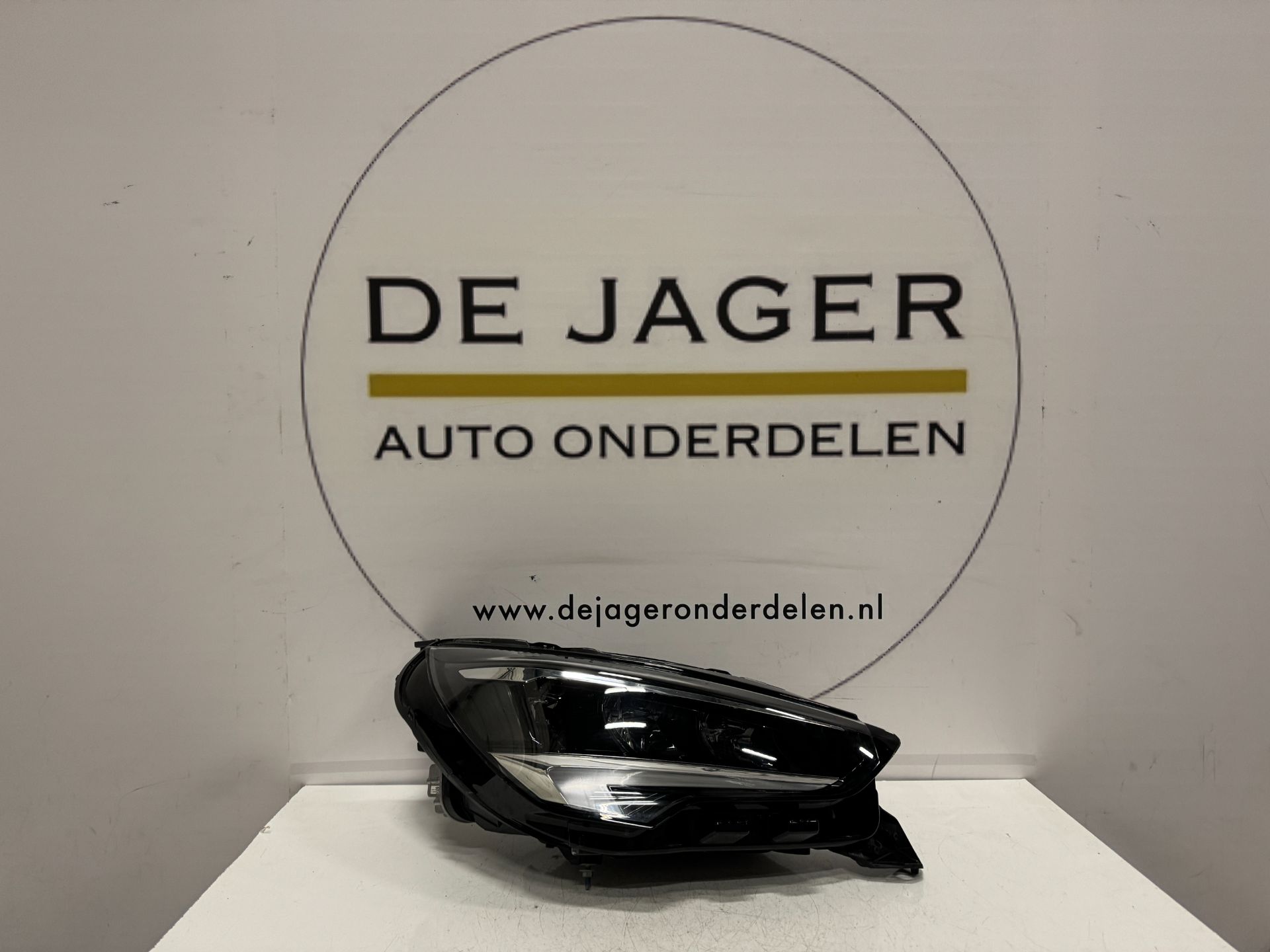 OPEL CORSA F VOL LED KOPLAMP RECHTS 2019- 9829522580