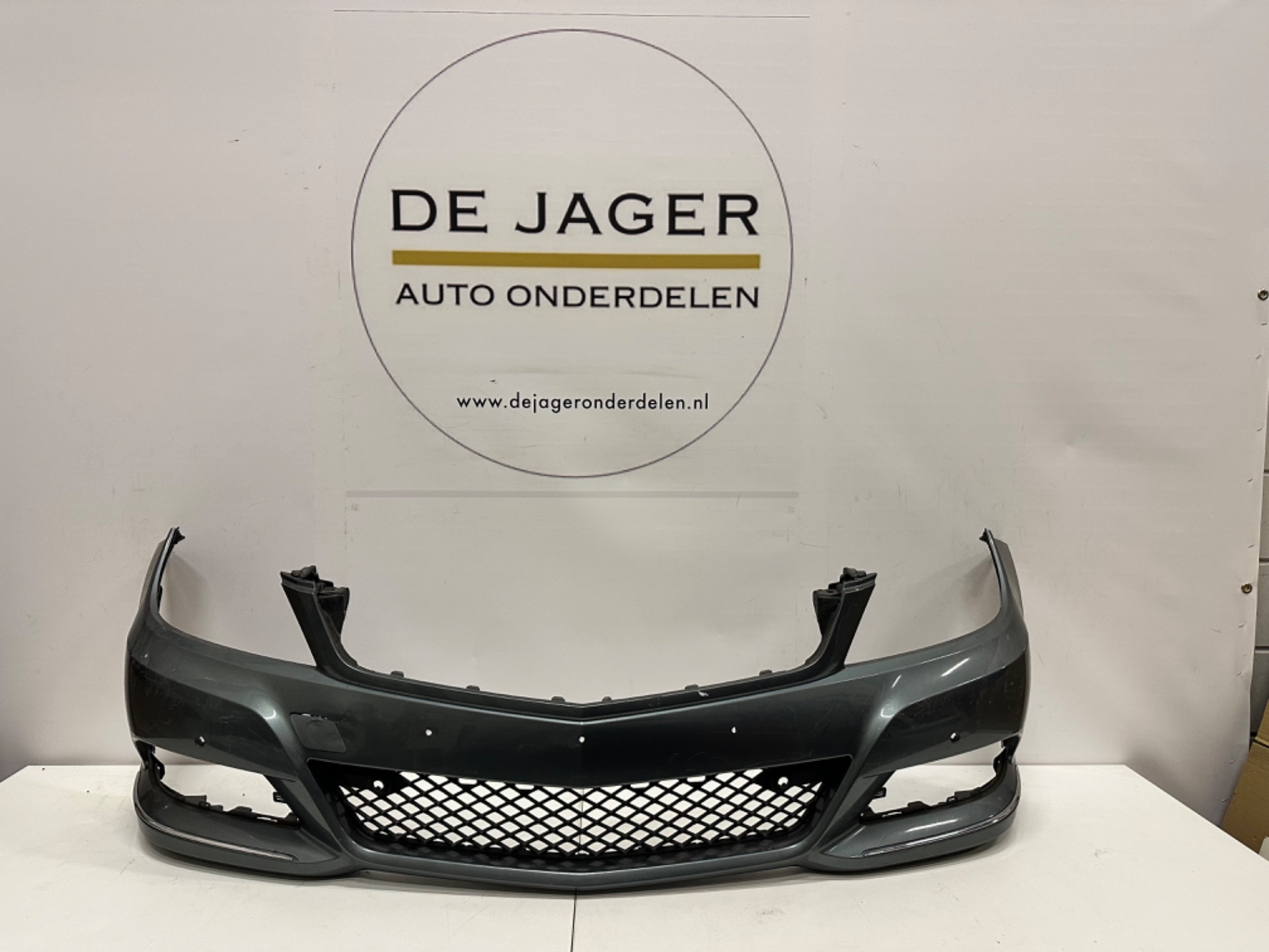 MERCEDES C KLASSE W204 FACELIFT VOORBUMPER A2048855547