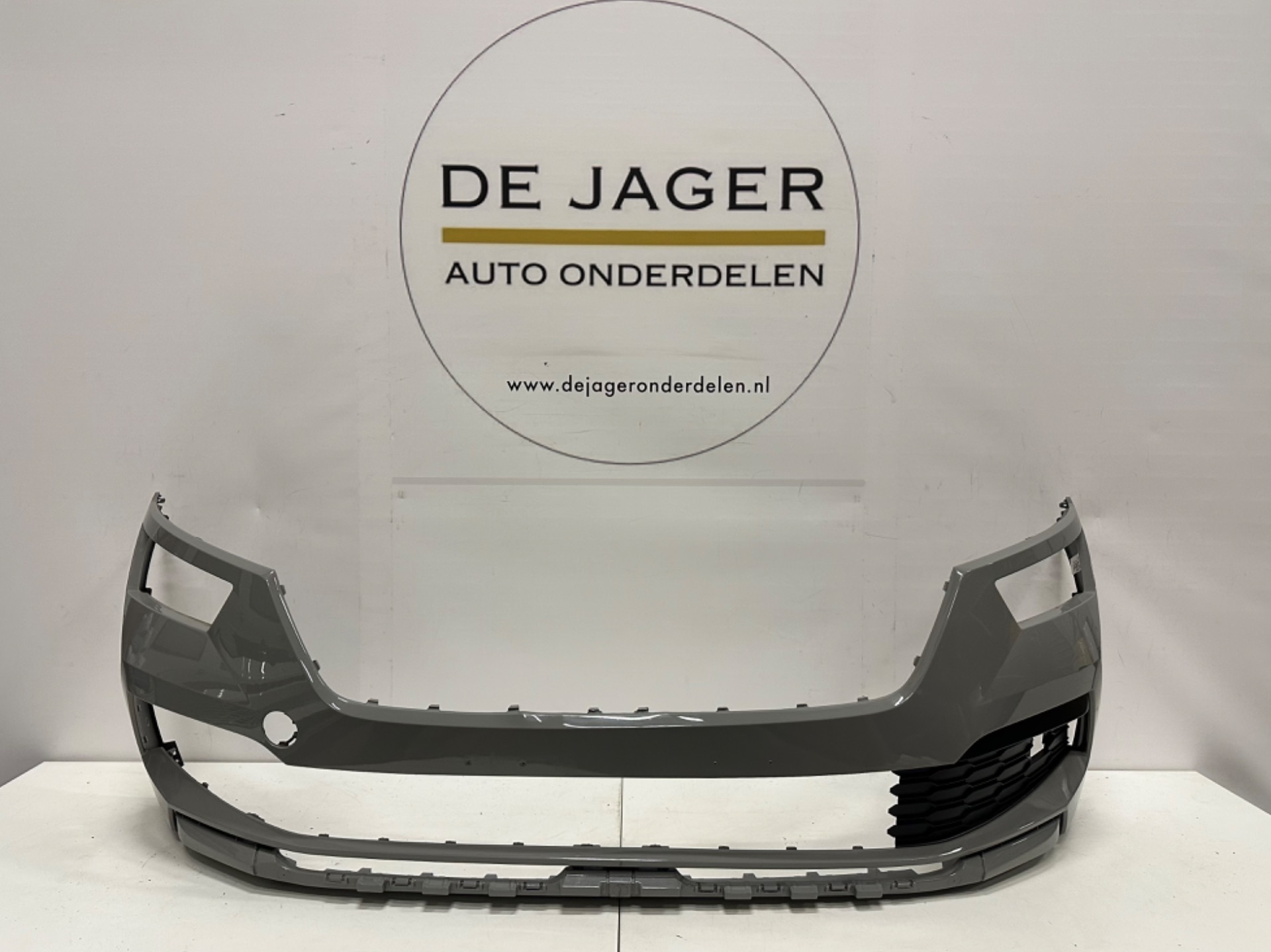 SKODA KAMIQ 658 FRONTSTOßSTANGE STOßSTANGE 658807221 2019-