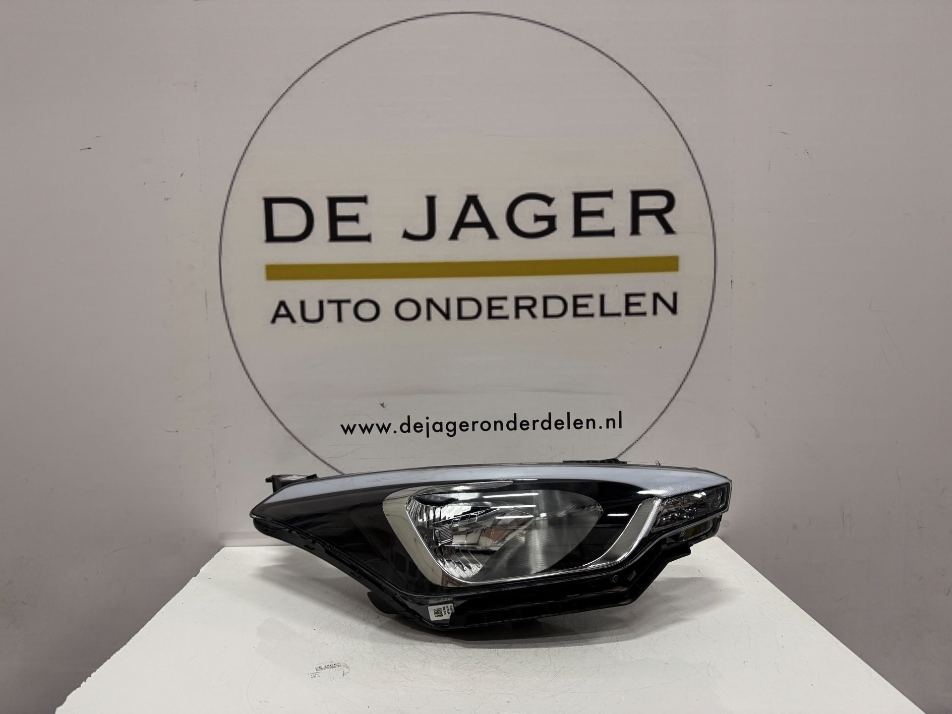HYUNDAI i20II LED KOPLAMP RECHTS 92102C8000