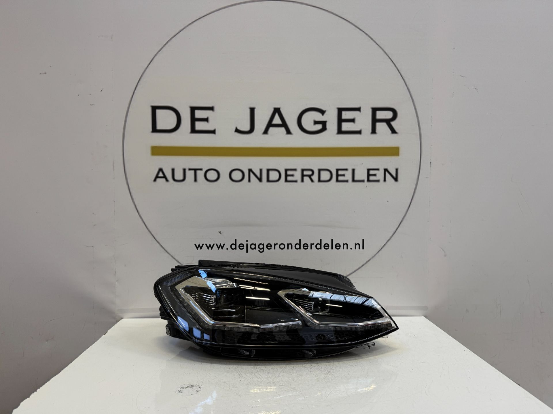 Golf VII 7 7.5 Facelift Voll-LED-Scheinwerfer rechts 5G1941036