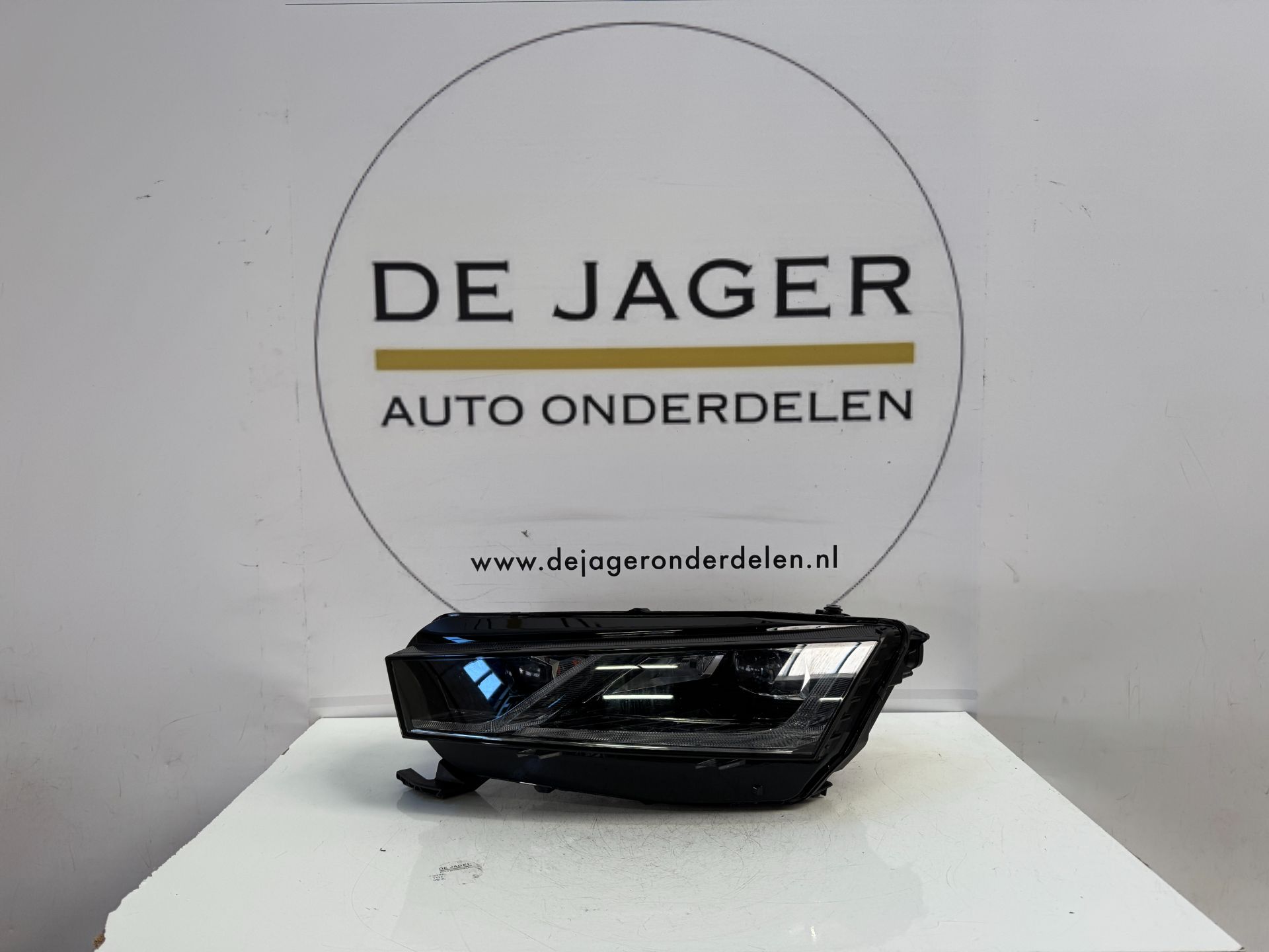 SKODA OCTAVIA 4 VOLL-LED-KOPFLEUCHTE LINKS 5E4941015A