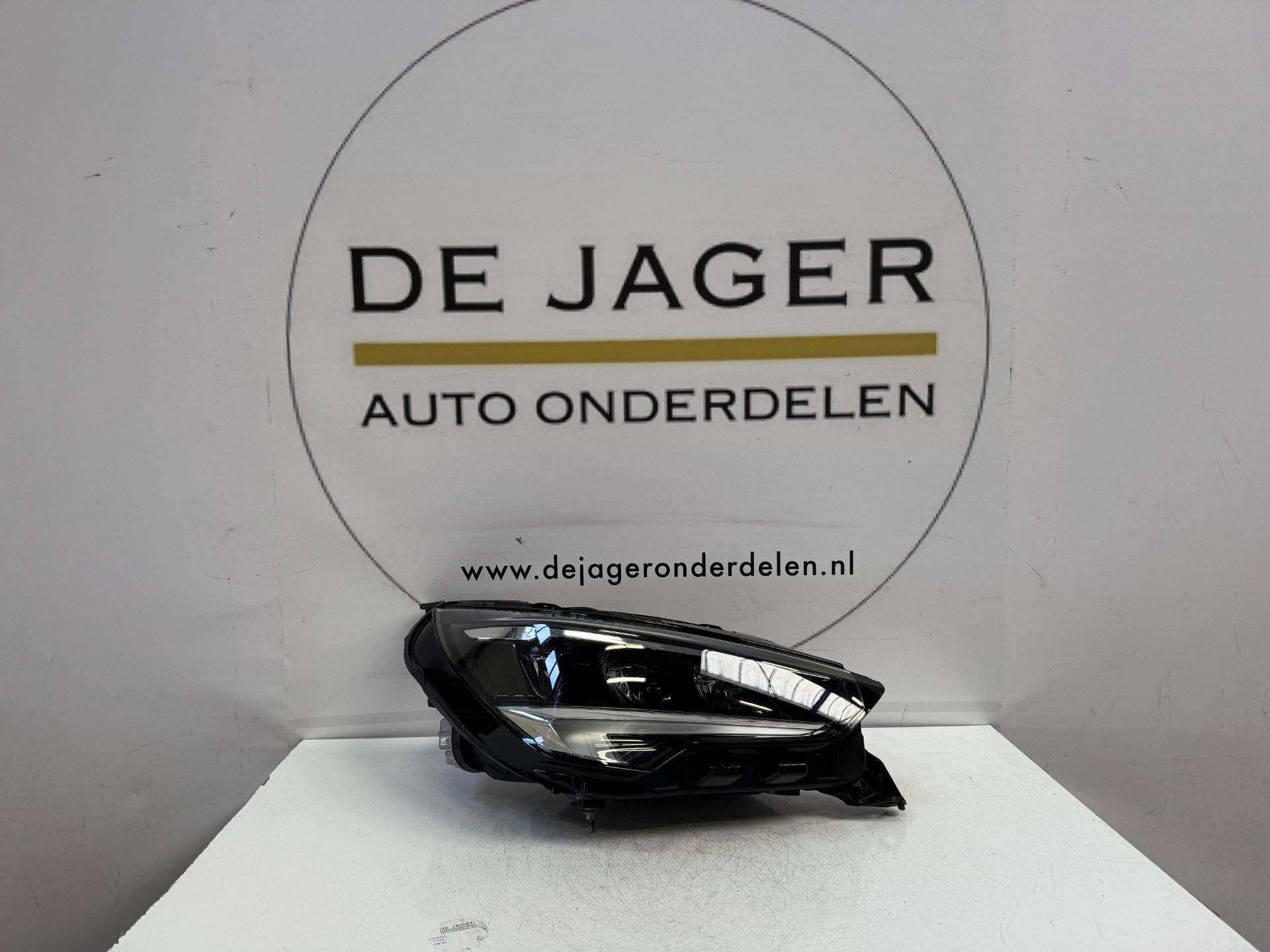 OPEL CORSA F FILL LED KOPLAMP RECHTS 2019- 9829522580