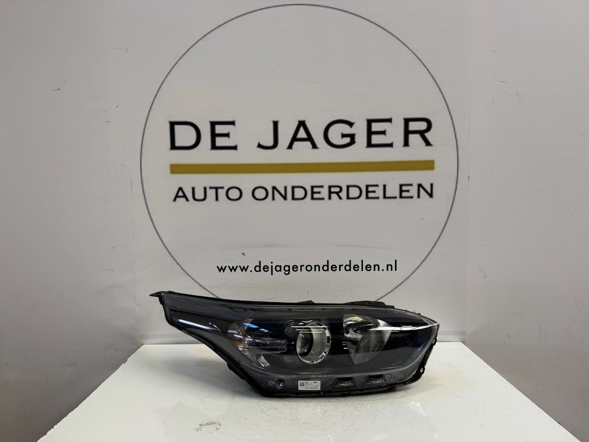 KIA CEED III 3 FACELIFT KOPLAMP RECHTS 92102J7051