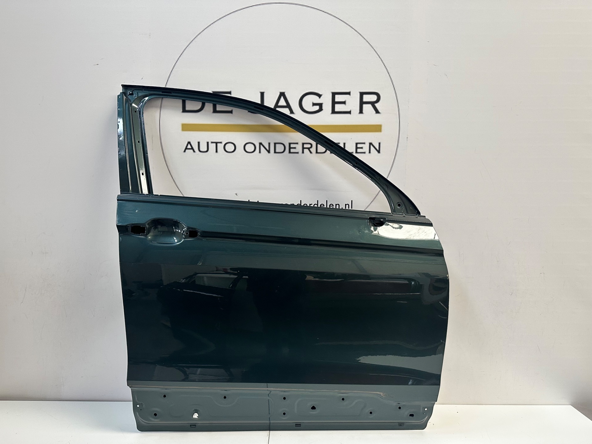 VW TIGUAN 5NA DOOR DOOR RIGHT FRONT 5NA831312