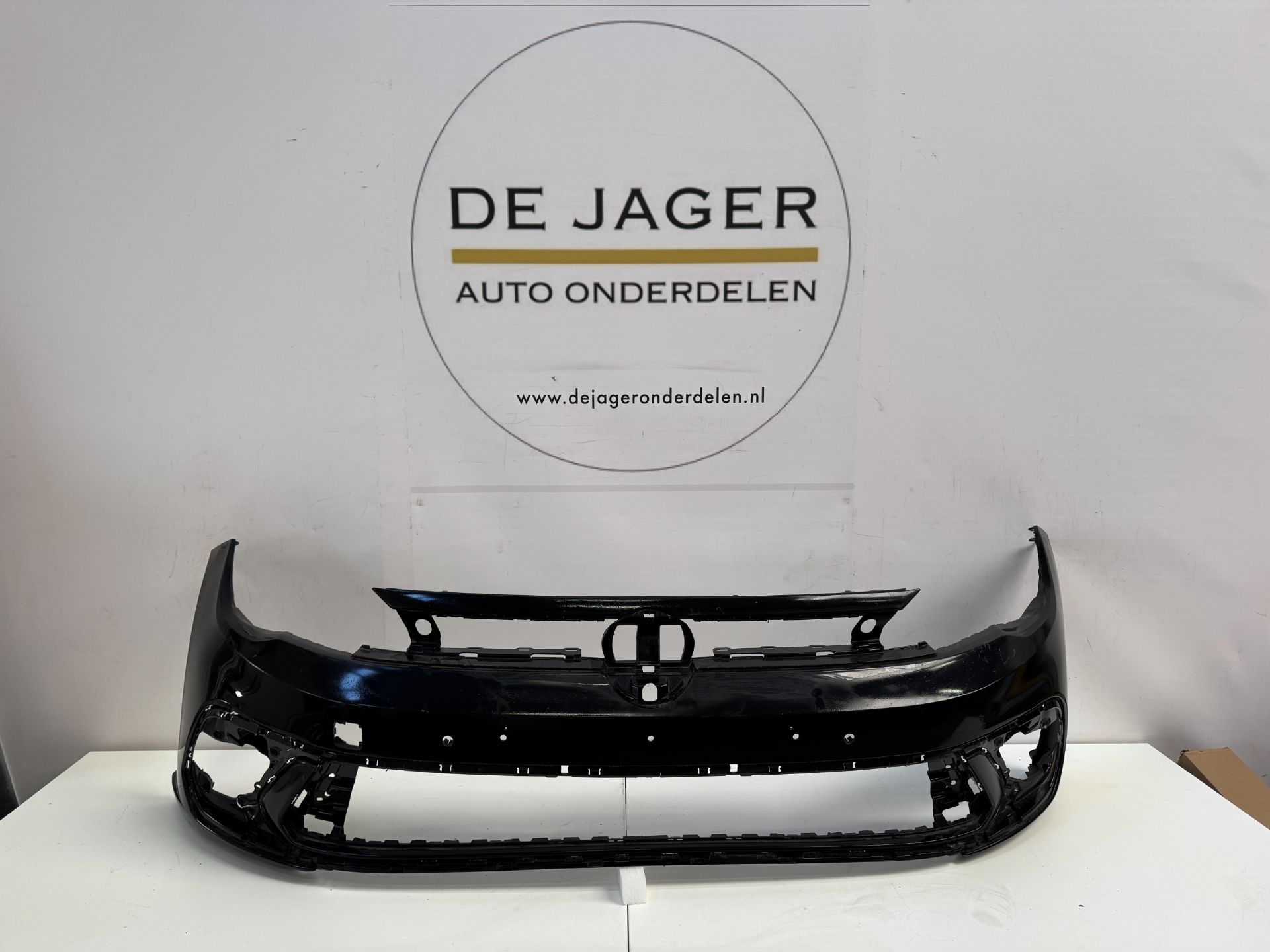 VOLKSWAGEN POLO 2G FACELIFT PARE-CHOCS AVANT 2G0807221K
