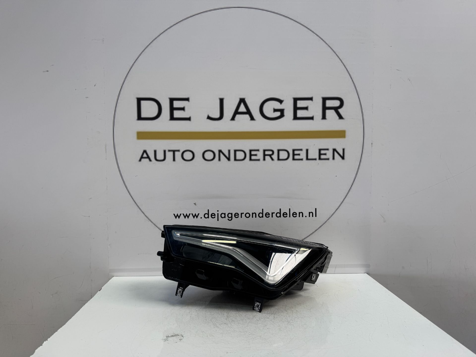 SEAT ATECA FACELIFT VOL LED KOPLAMP LINKS 576941031C 2020-
