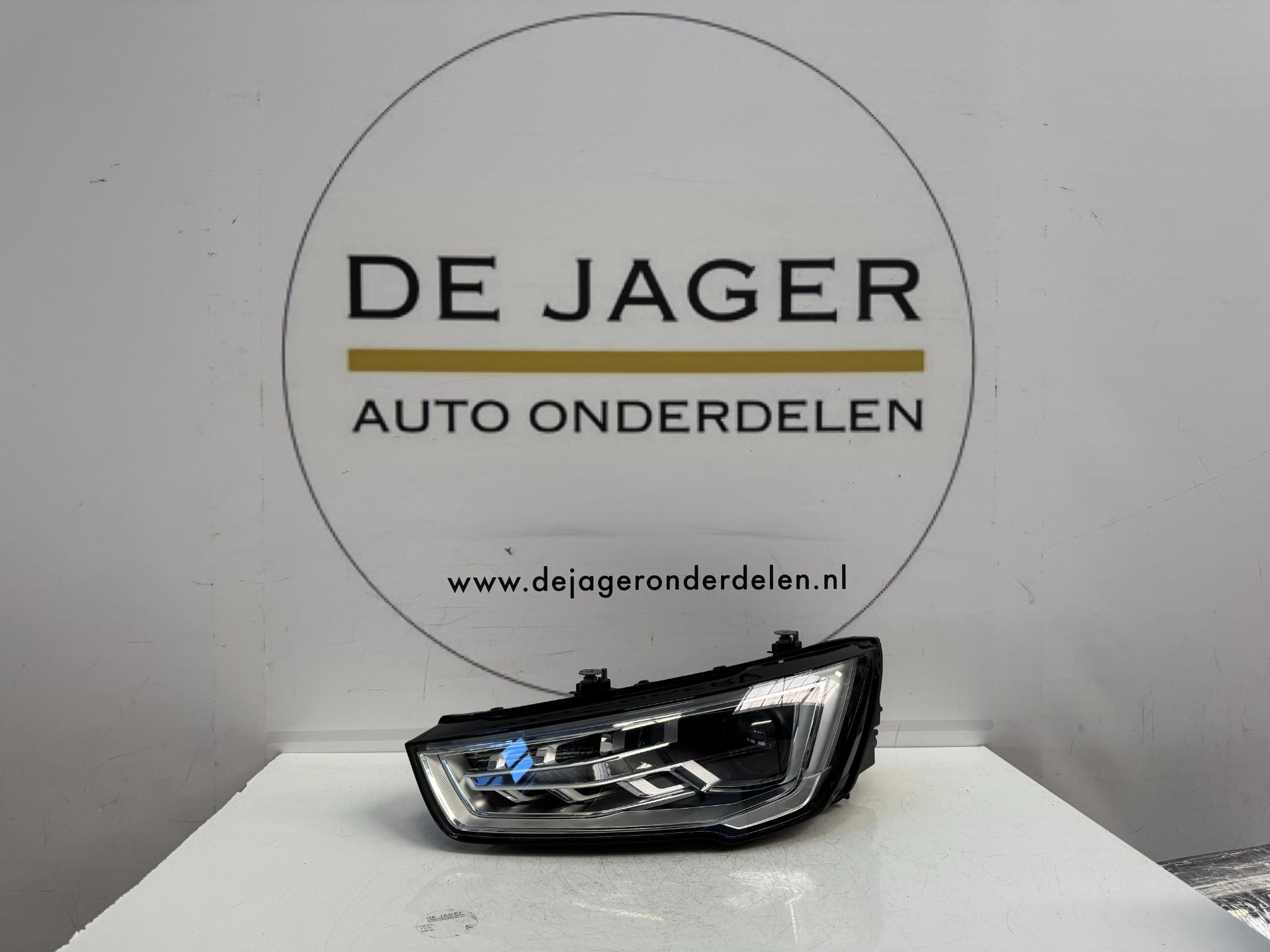 AUDI A1 8XA FULL LED FACELIFT KOPLAMP LINKS 8XA941005
