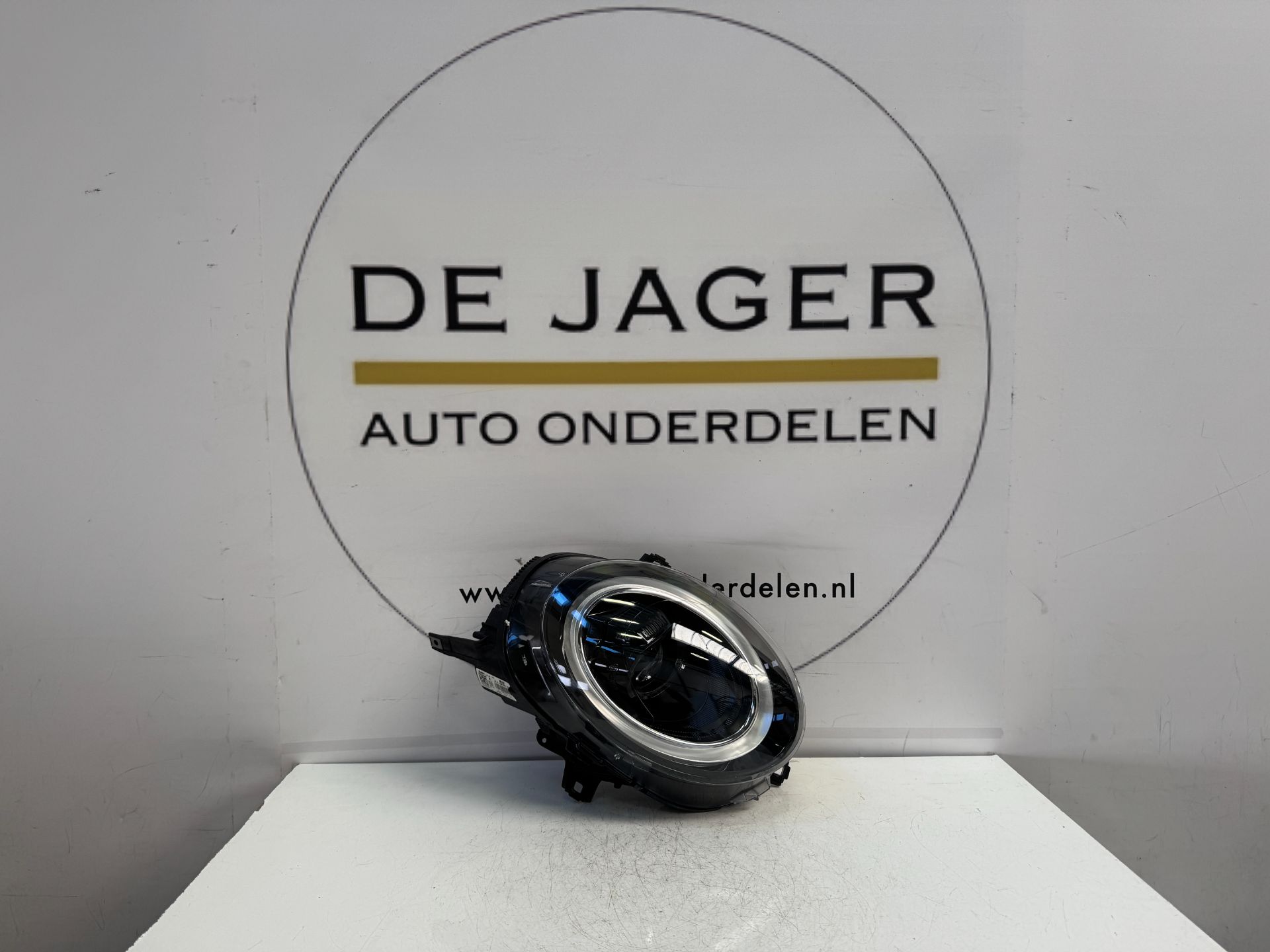 MINI F54 F55 F56 FACELIFT BLACK KOPLAMP RECHTS 63115A0196205
