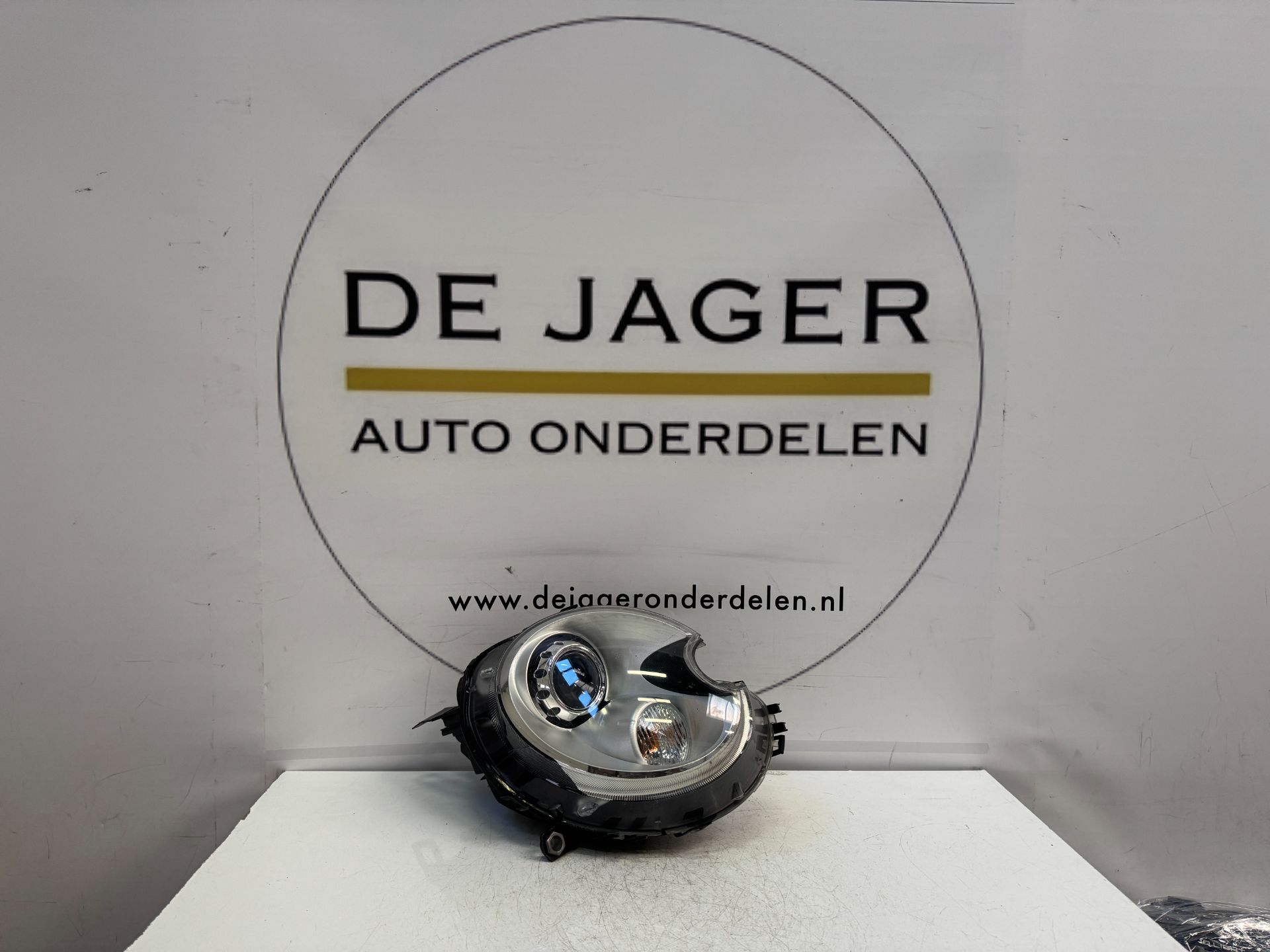 MINI R55 R56 COOPER ONE XENON KOPLAMP RECHTS HBPO 100061-00