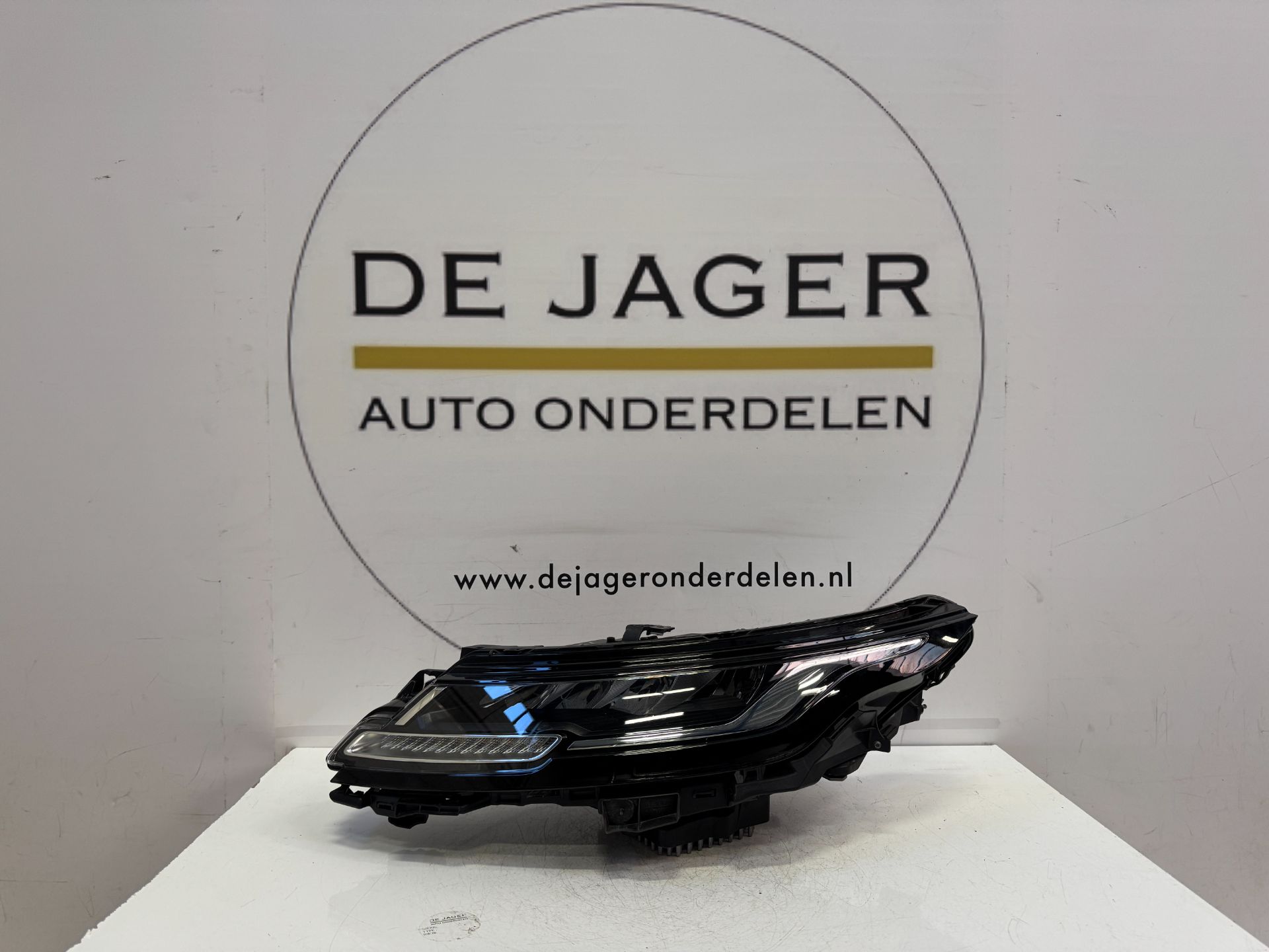 RANGE ROVER EVOQUE II L551 VOL LED KOPLAMP K8D2-13W030-AE