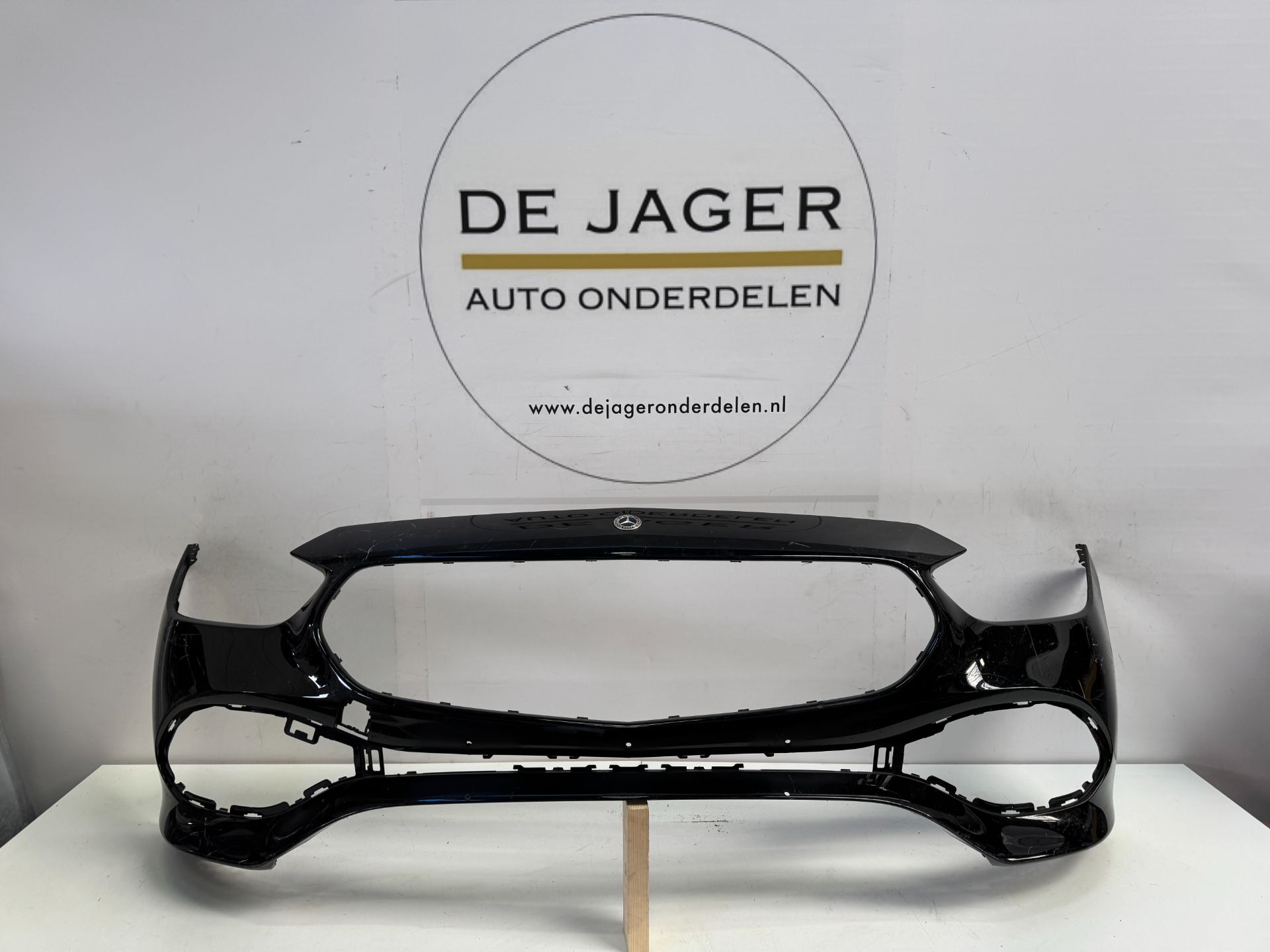 MB C KLASSE W206 VOORBUMPER BUMPER PDC A2068858501 2021-