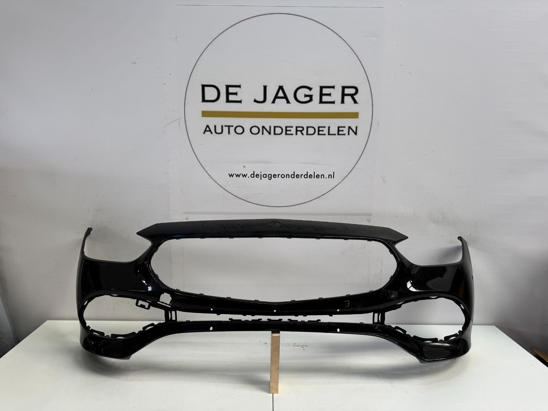 MB C KLASSE W206 VOORBUMPER BUMPER PDC A2068858501 2021-
