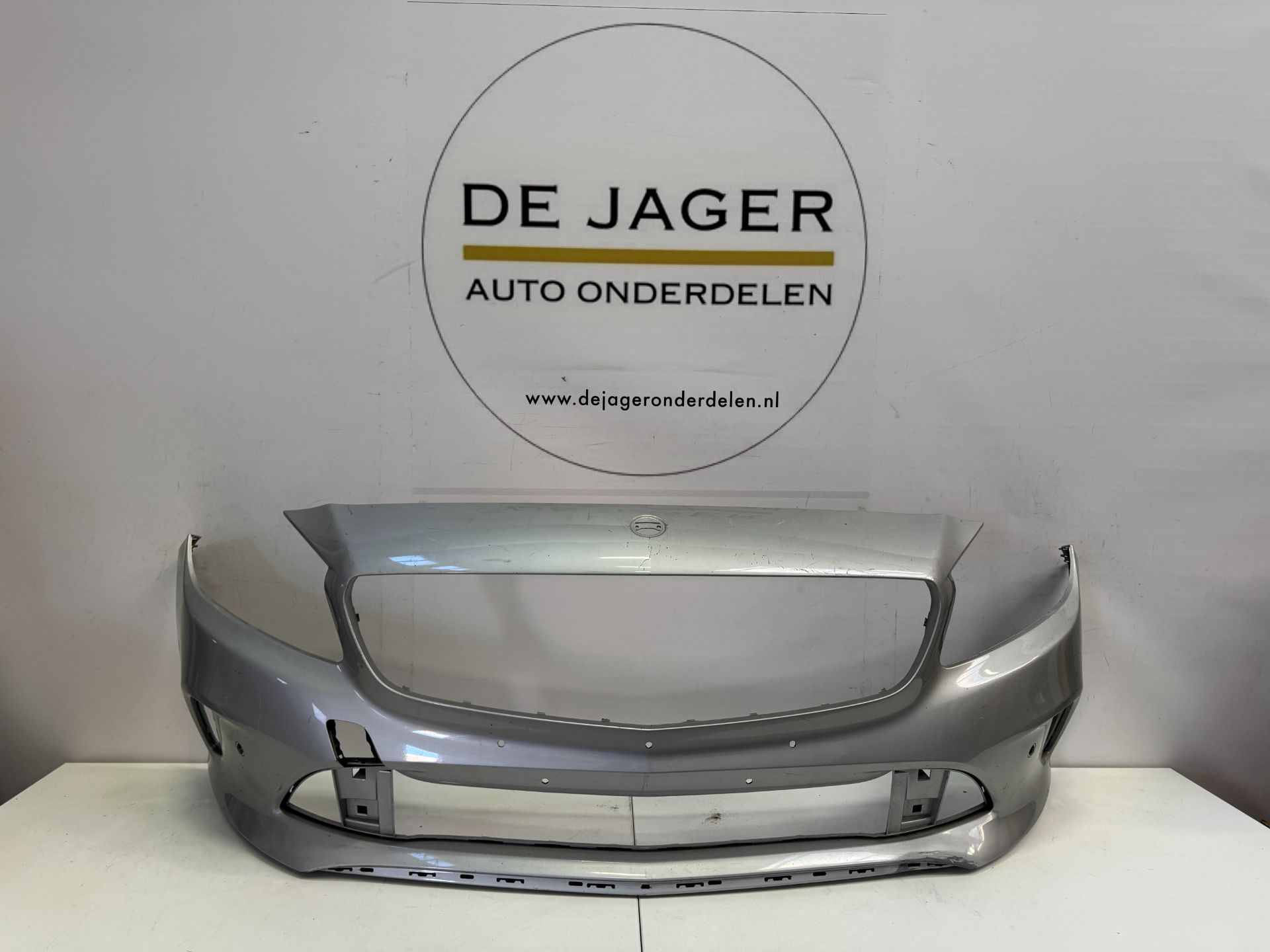 A KLASSE W176 FACELIFT VOORBUMPER BUMPER A1768853625