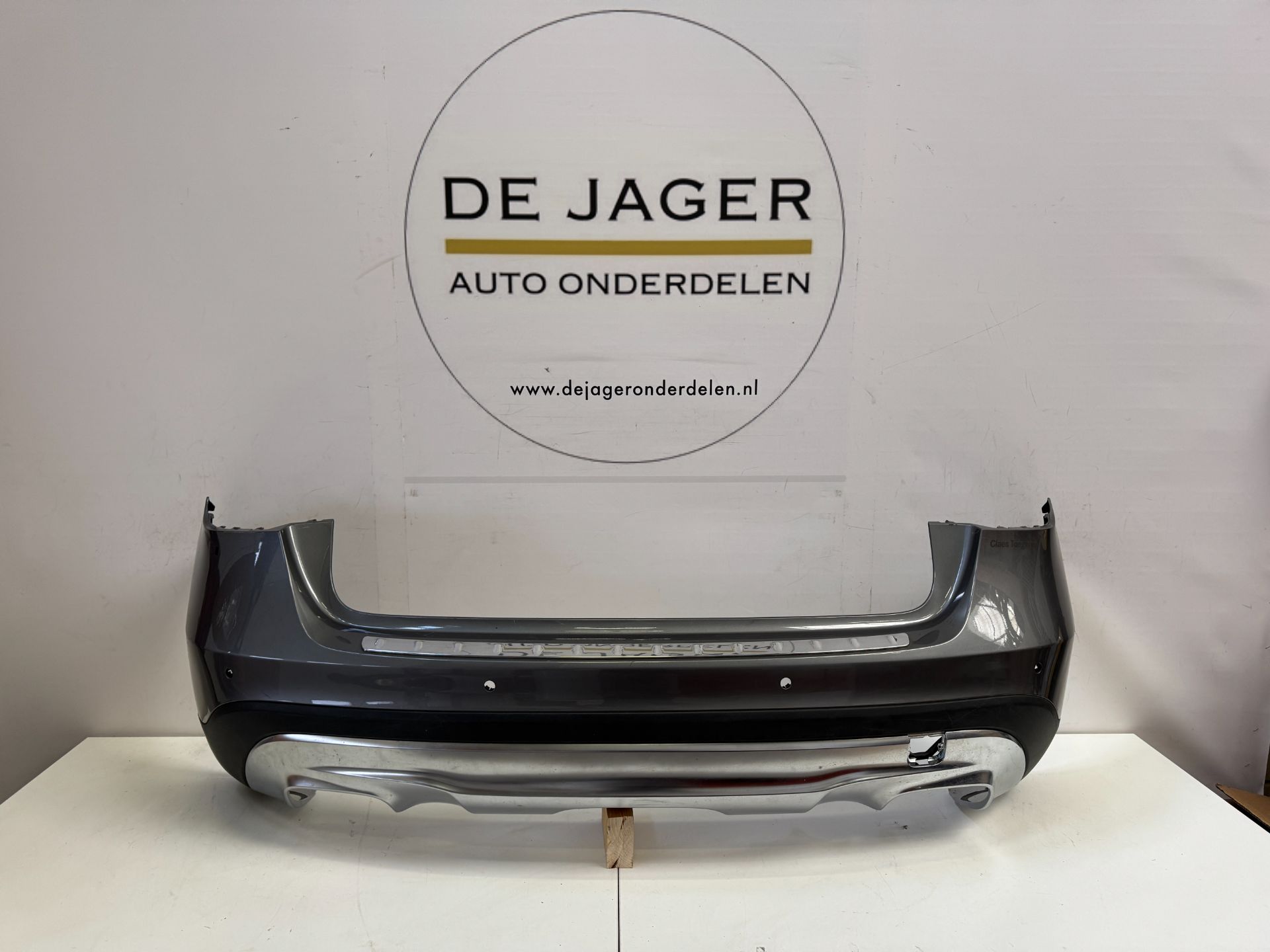 MERCEDES GLA W156 FACELIFT HECKSTOßSTANGE STOßSTANGE A1568850125