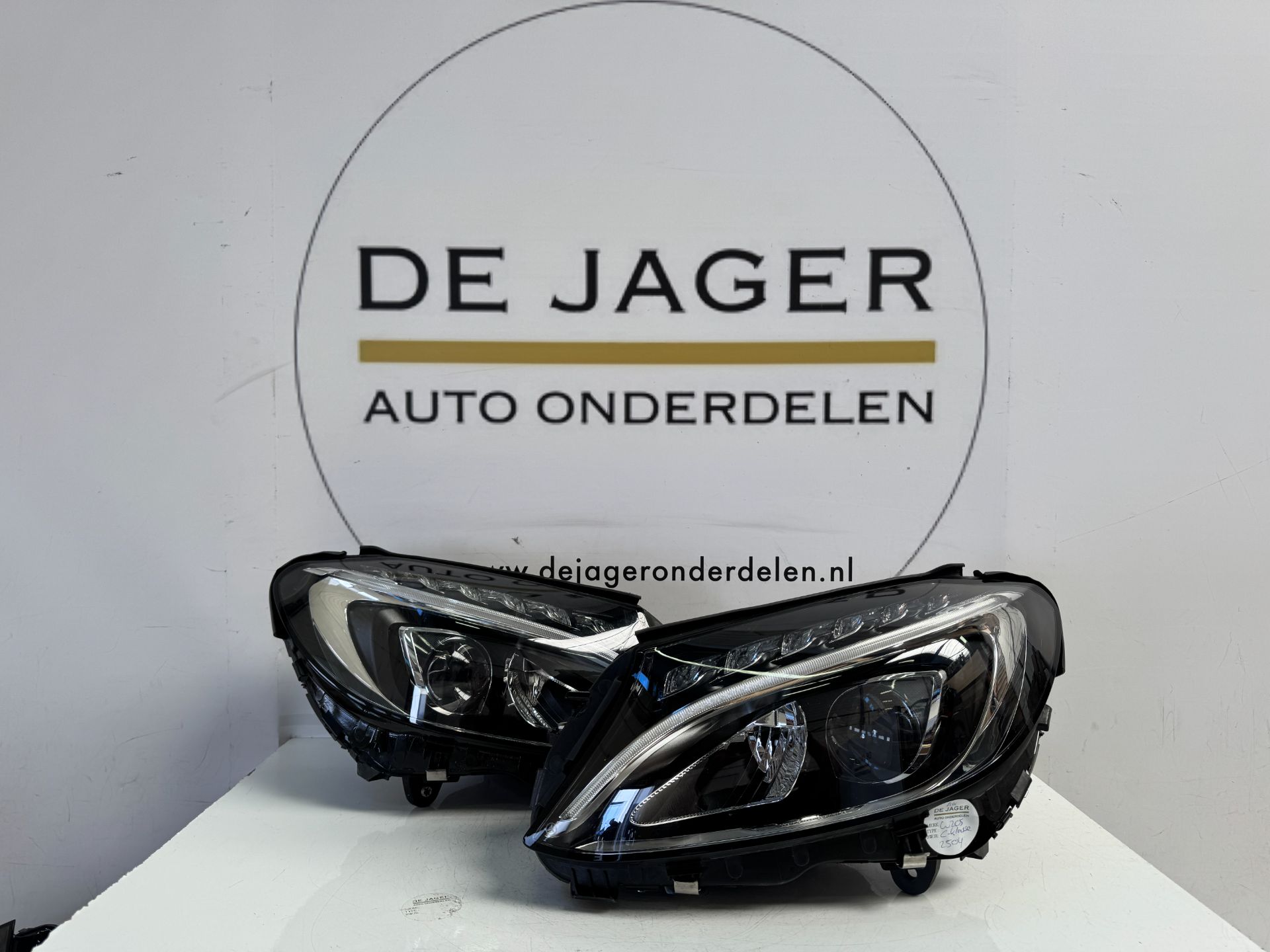 MB C KLASSE W205 HIGH PERFORMANCE LED KOPLAMPEN SET