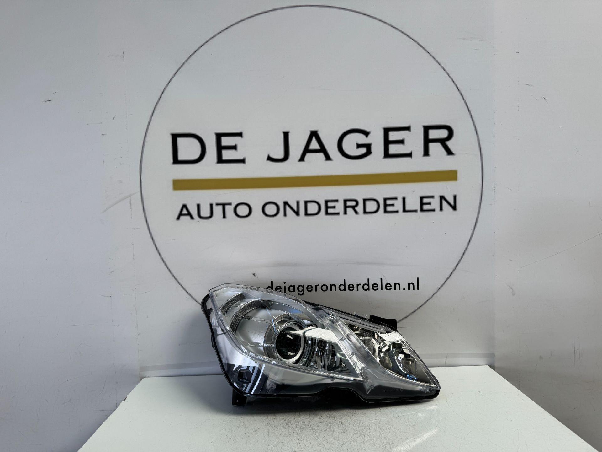 MERCEDES E COUPE C207 XENON KOPLAMP RECHTS A2078200639kz