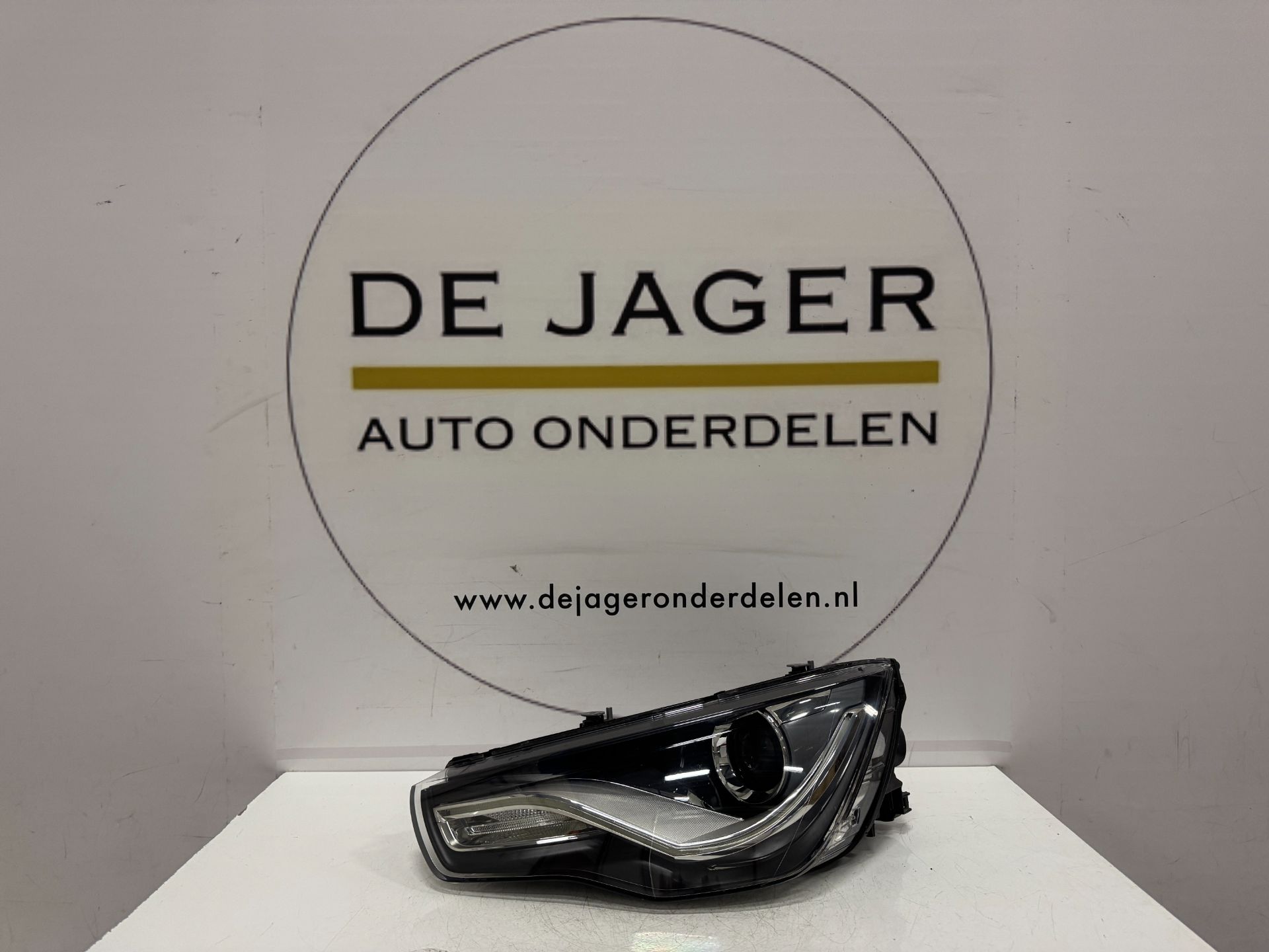 AUDI A1 8X XENON LED KOPLAMP LINKS 8X0941003J