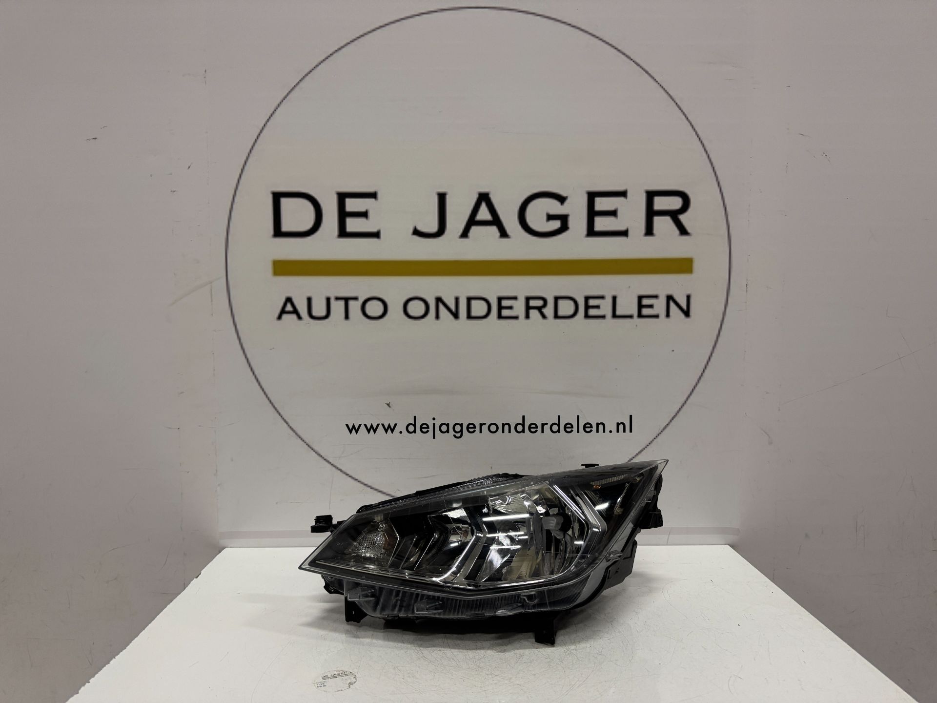 SEAT IBIZA ARONA KOPLAMP H7 LED LINKS 6F1941015A